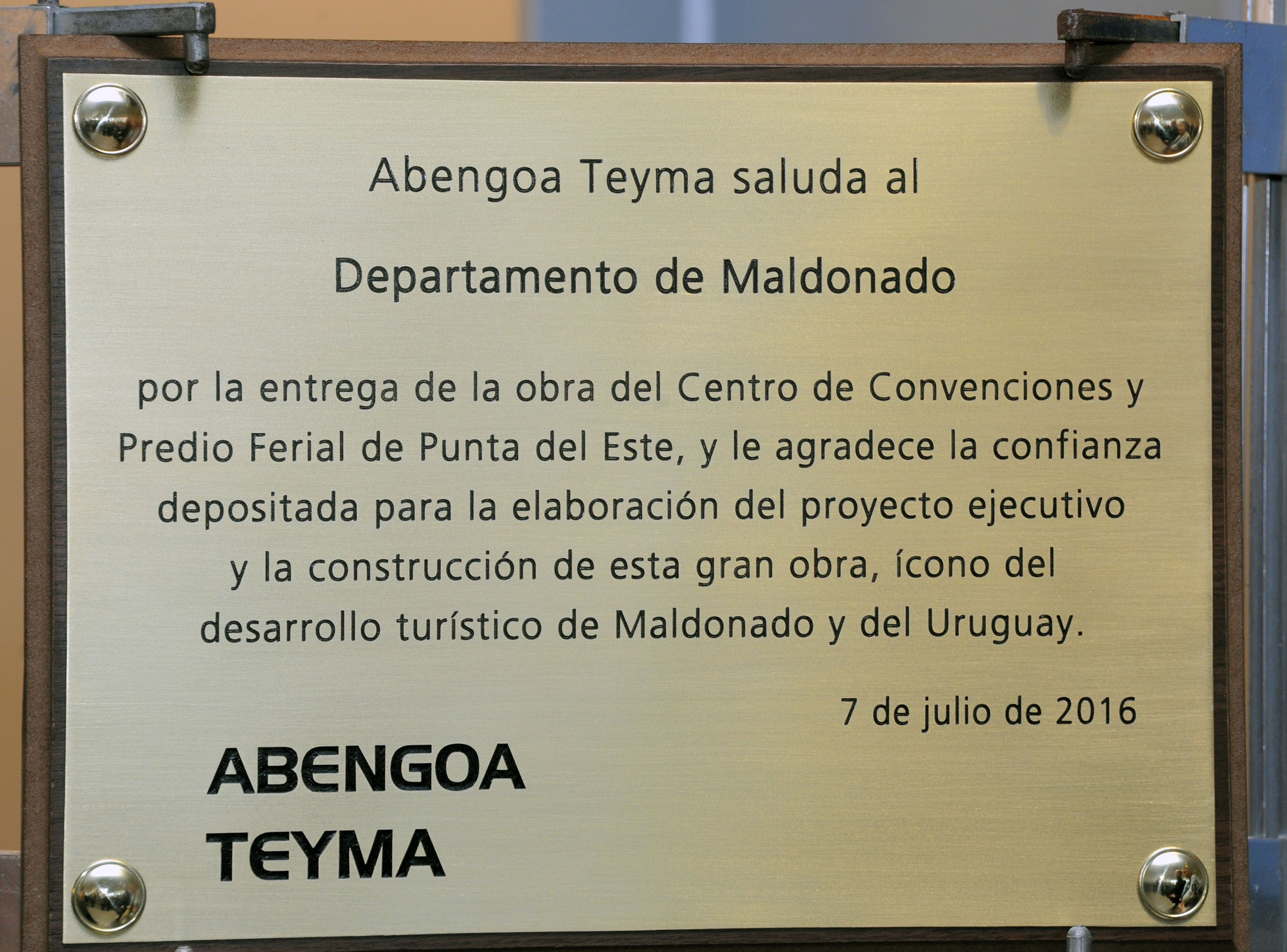 Placa conmemorativa