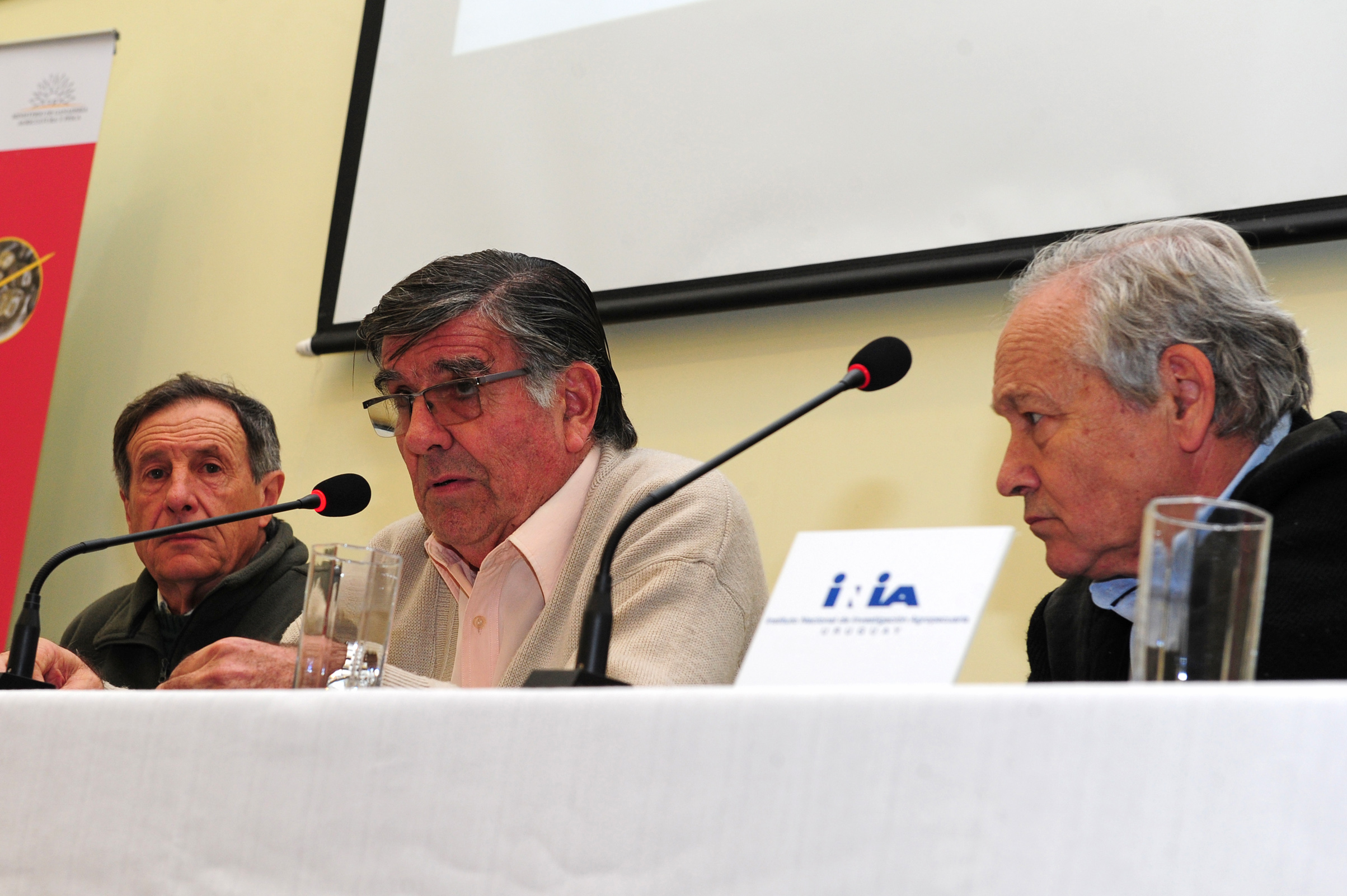 Director de los Servicios Ganaderos del MGAP, Francisco Muzio, haciendo uso de la palabra