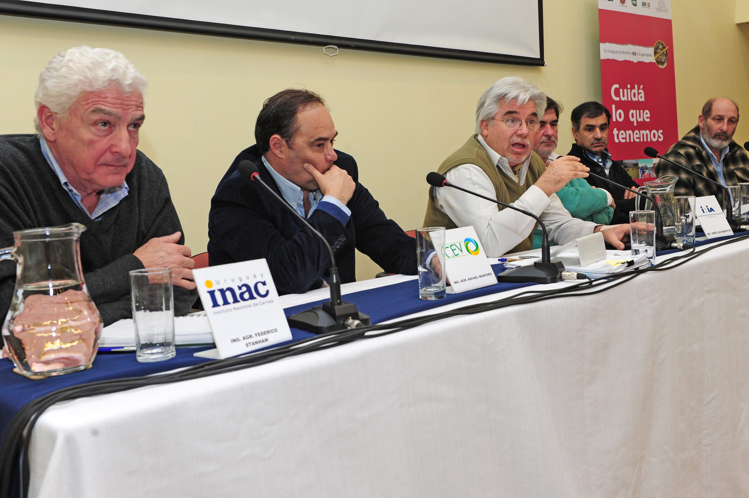 Ministro de Ganadería, Agricultura y Pesca, Tabaré Aguerre, haciendo uso de la palabra