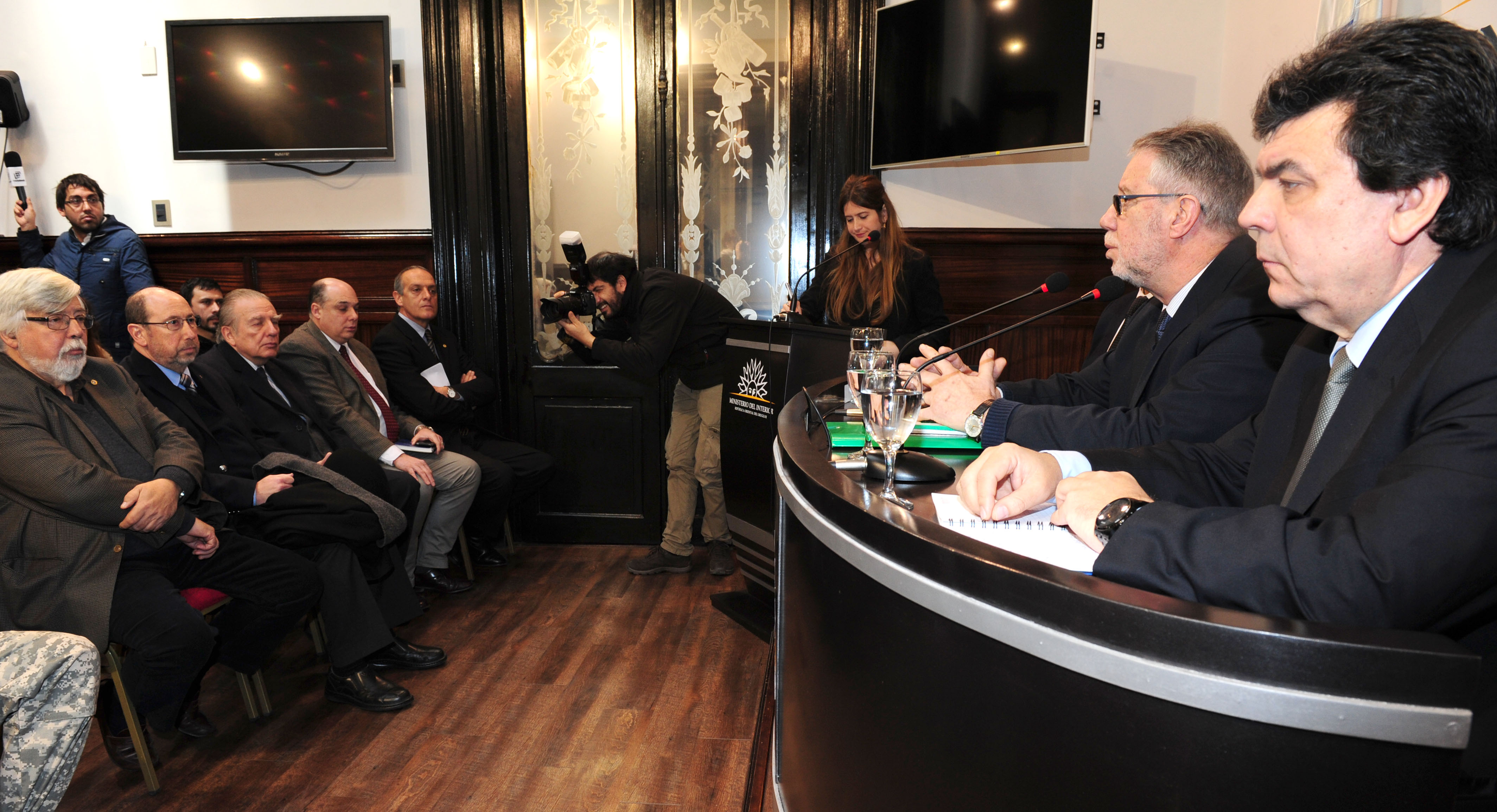 Subsecretario del Interior, Jorge Vázquez se dirige a los presentes