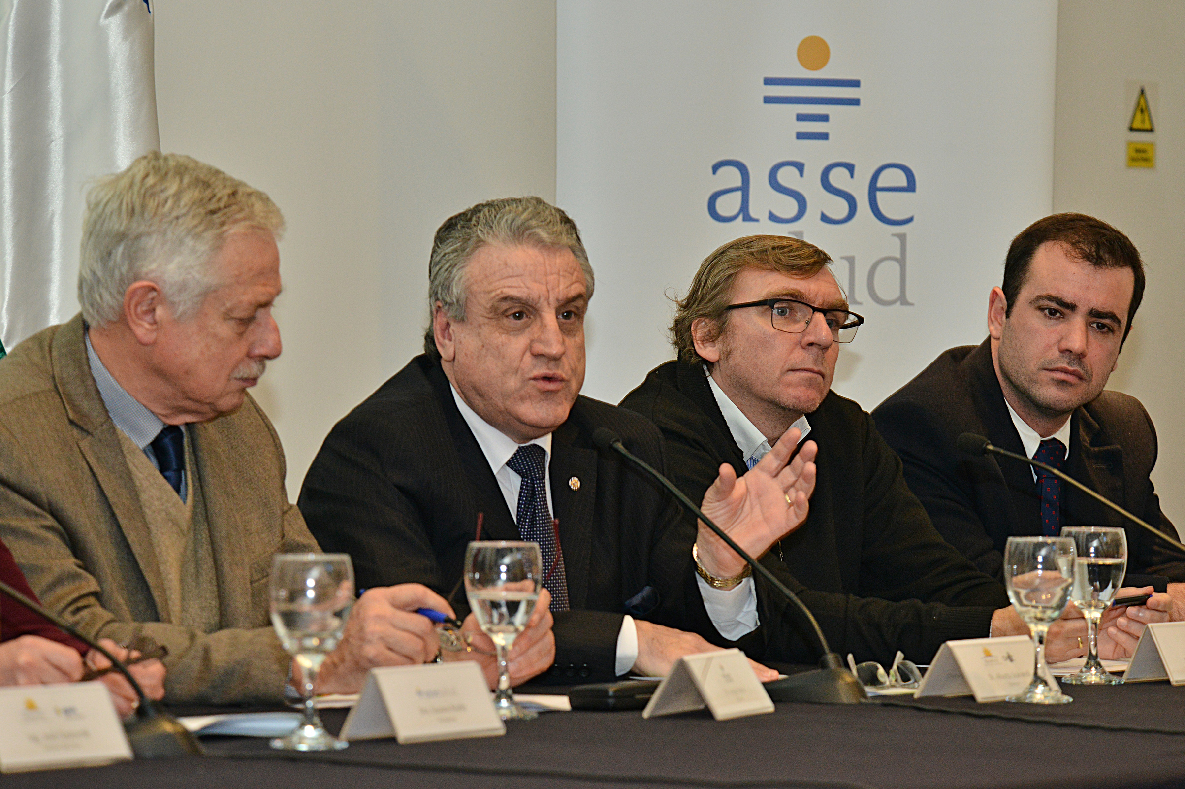 Director de la Oficina Nacional del Servicio Civil, Alberto Scavarelli, haciendo uso de la palabra