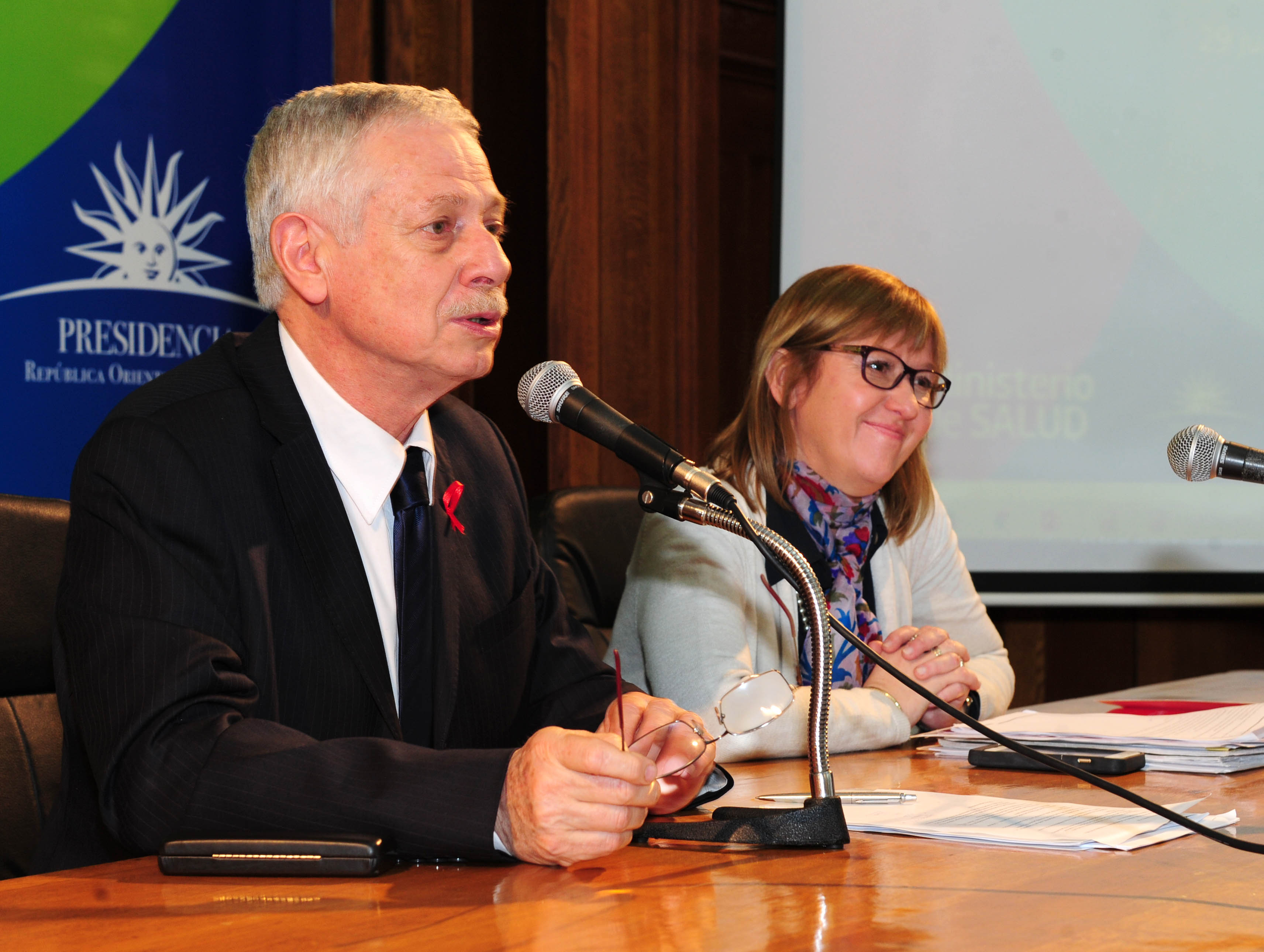 Jorge Basso y Cristina Lustemberg encabezando el acto