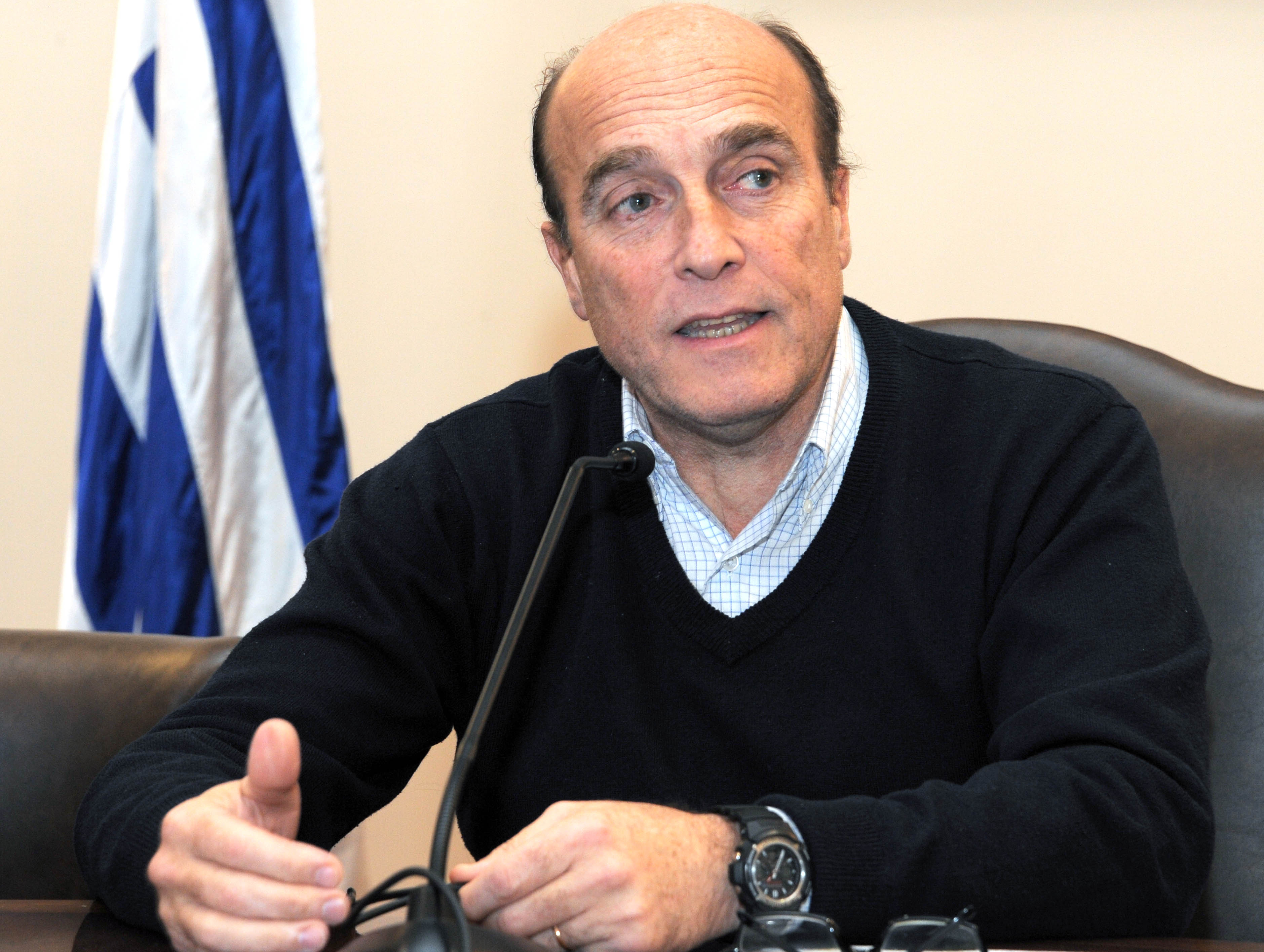 Intendente de Montevideo, Daniel Martinez se dirige a los presentes