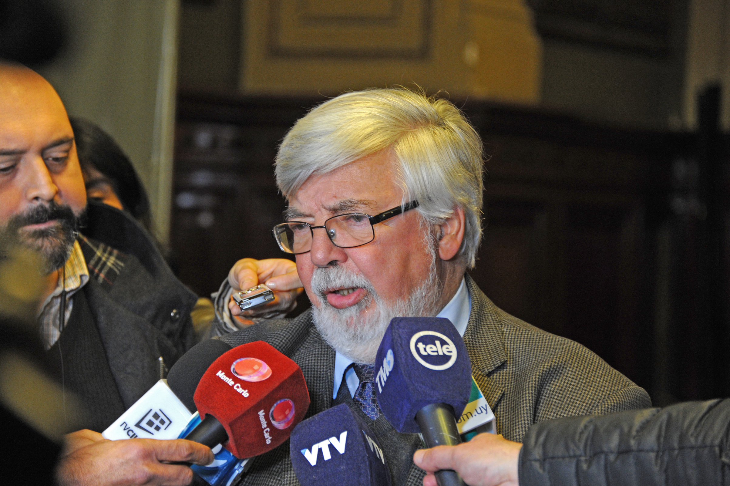 Ministro Eduardo Bonomi en rueda de prensa