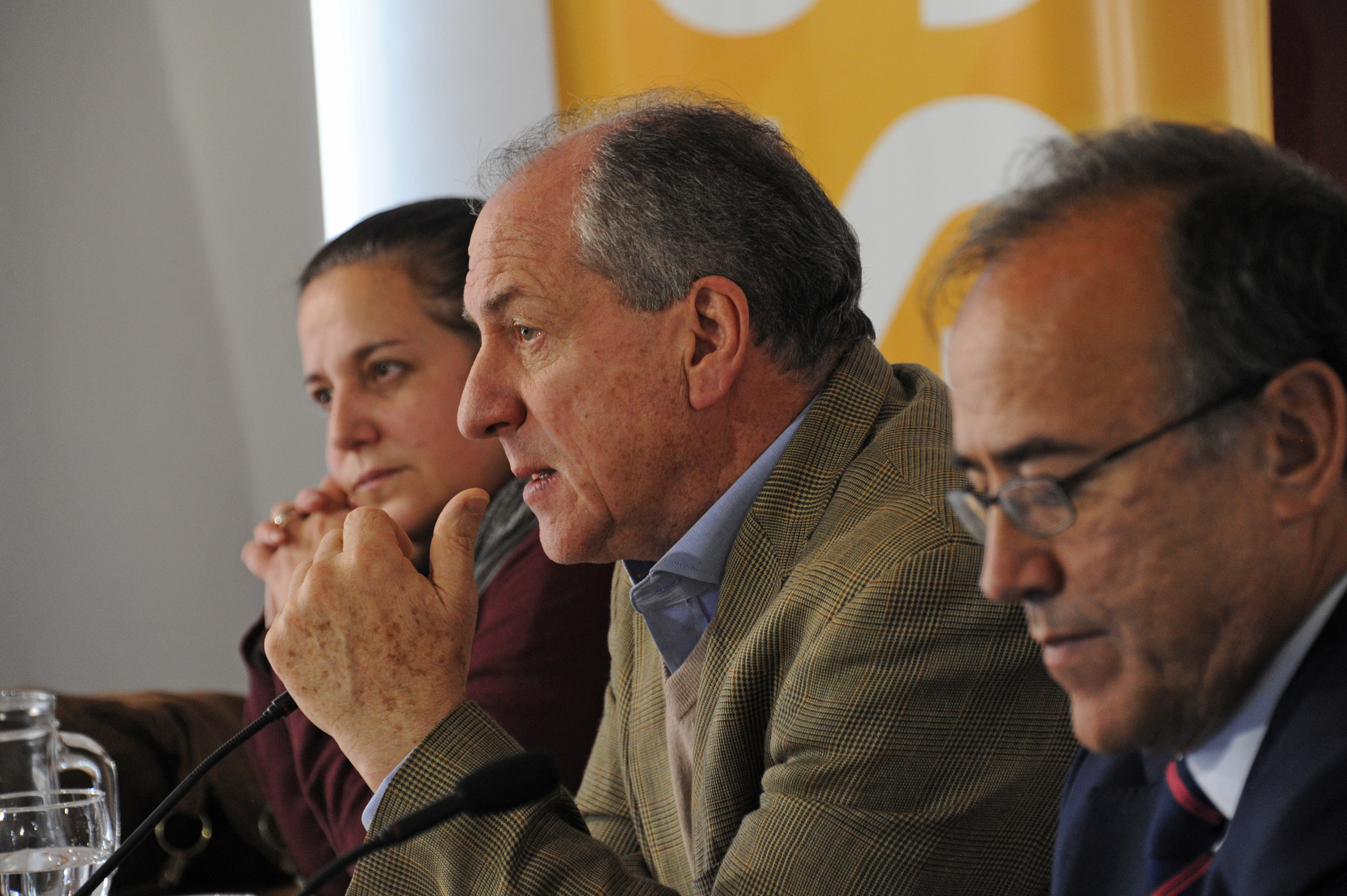 Ministro de Trabajo y Seguridad Social, Ernesto Murro, haciendo uso de la palabra