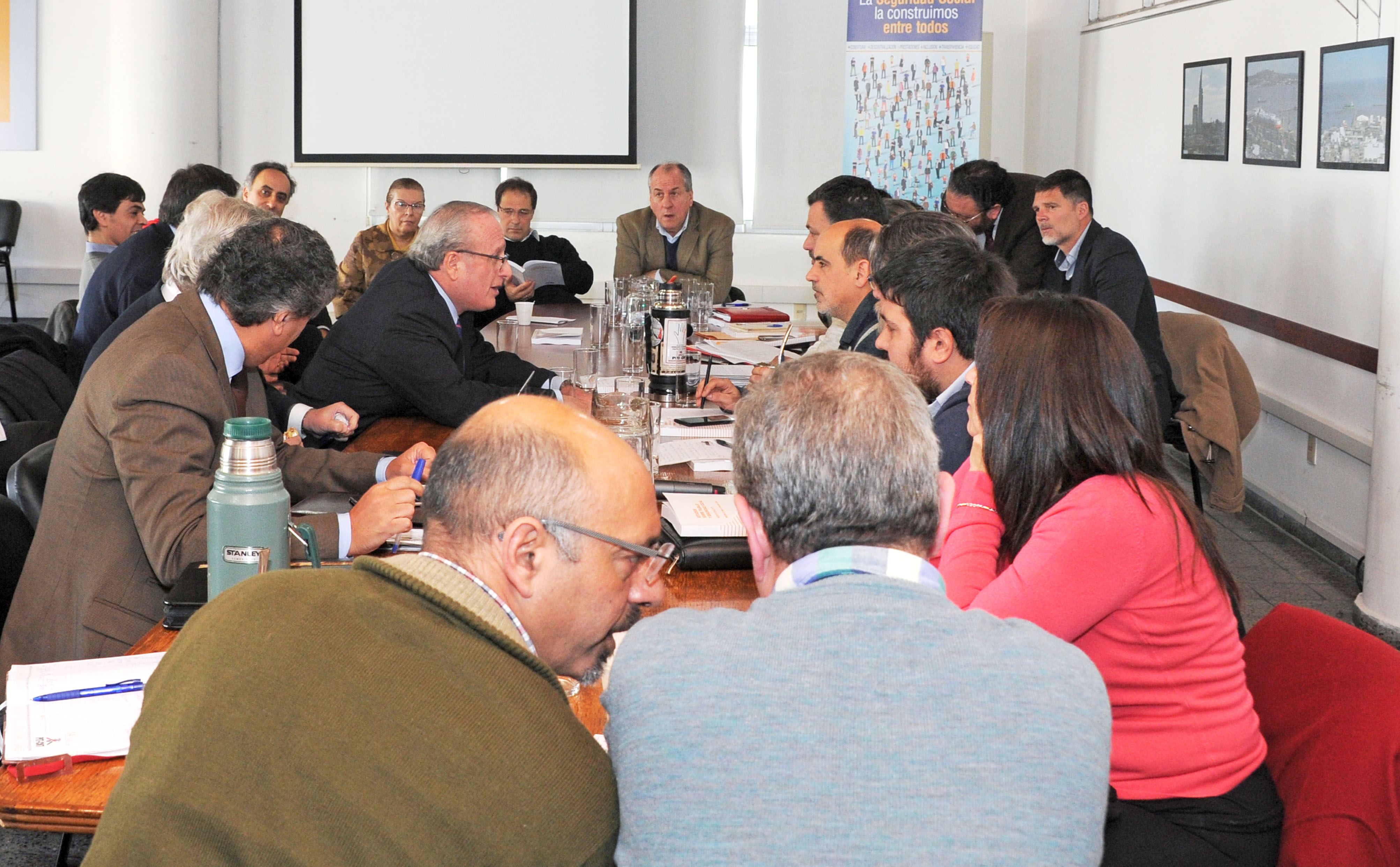 Reunión del Consejo Superior Tripartito