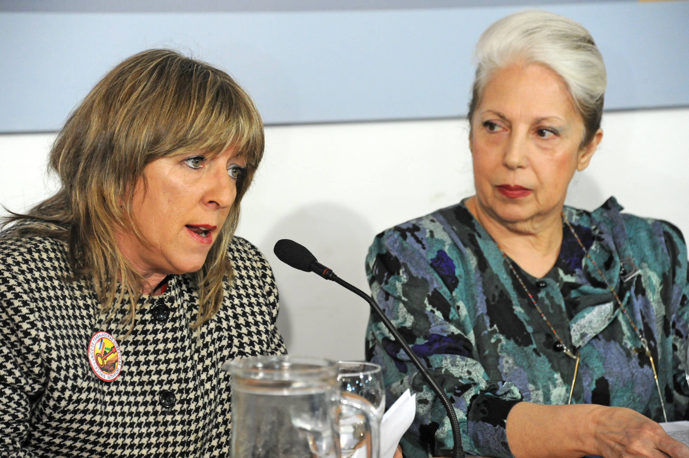 Lucía Gándara, presidenta del Sindicato Uruguayo de Trabajadoras Domésticas, haciendo uso de la palabra