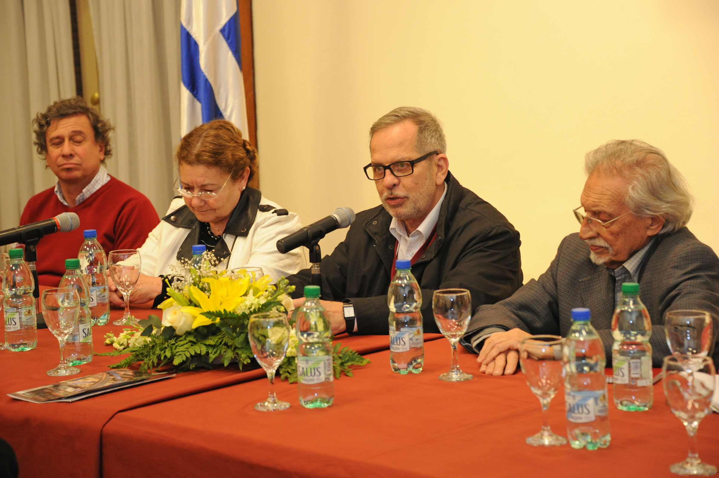 Ciro Caraballo, representante de la UNESCO, haciendo uso de la palabra