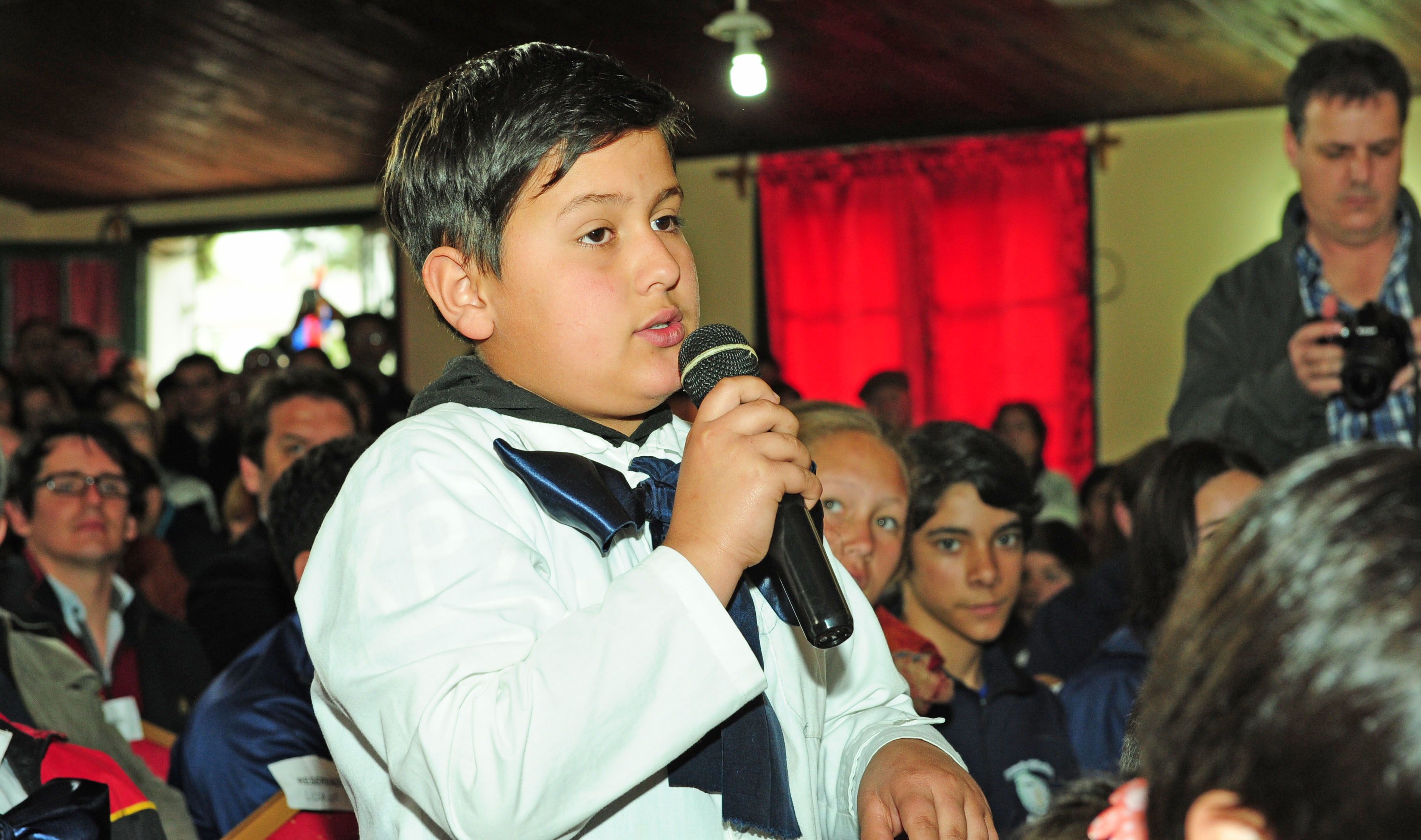 Escolar conversa con ministros y Presidente