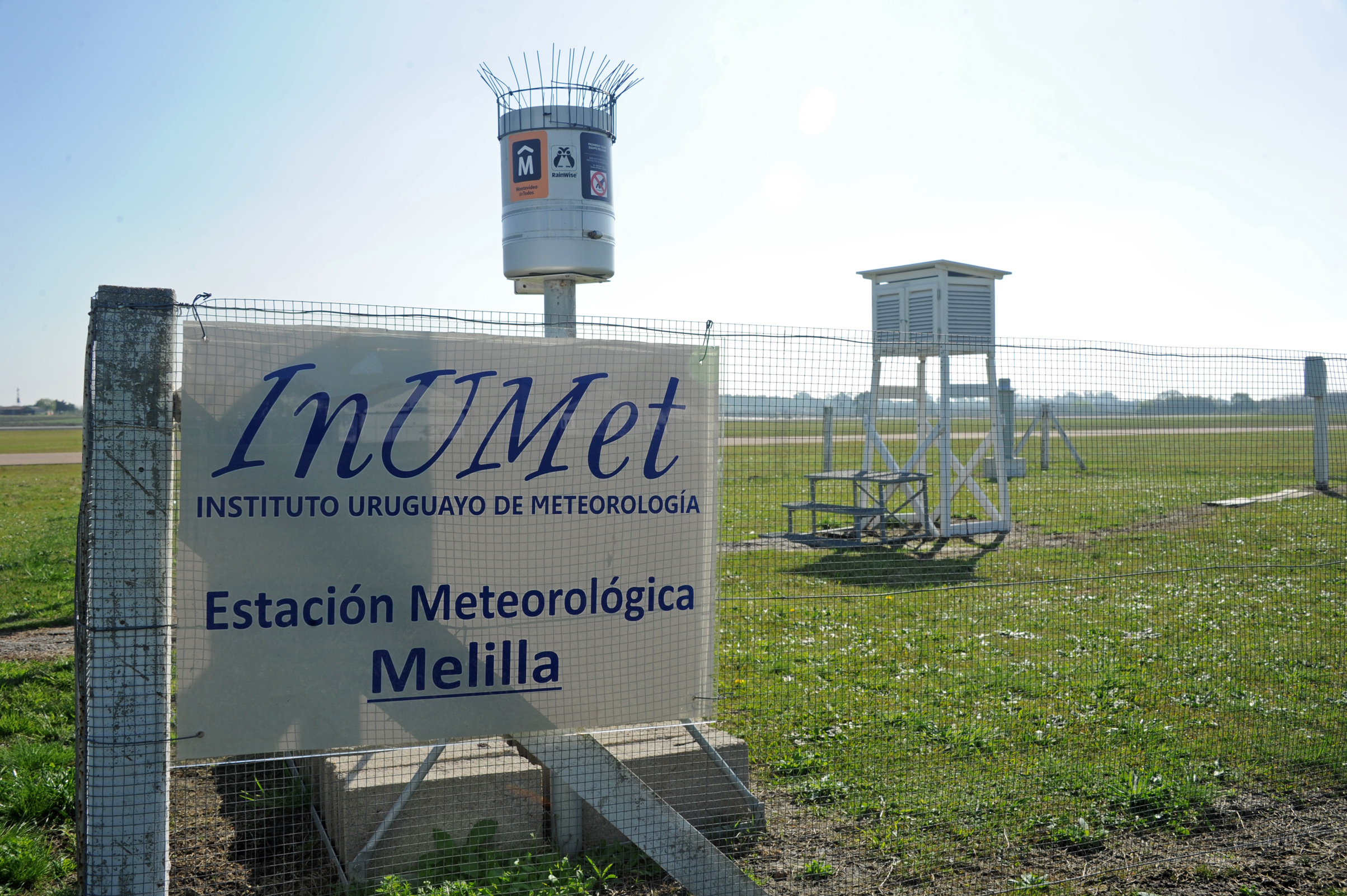 Estación Meteorológica Automática de Inumet en el Aeropuerto de Melilla