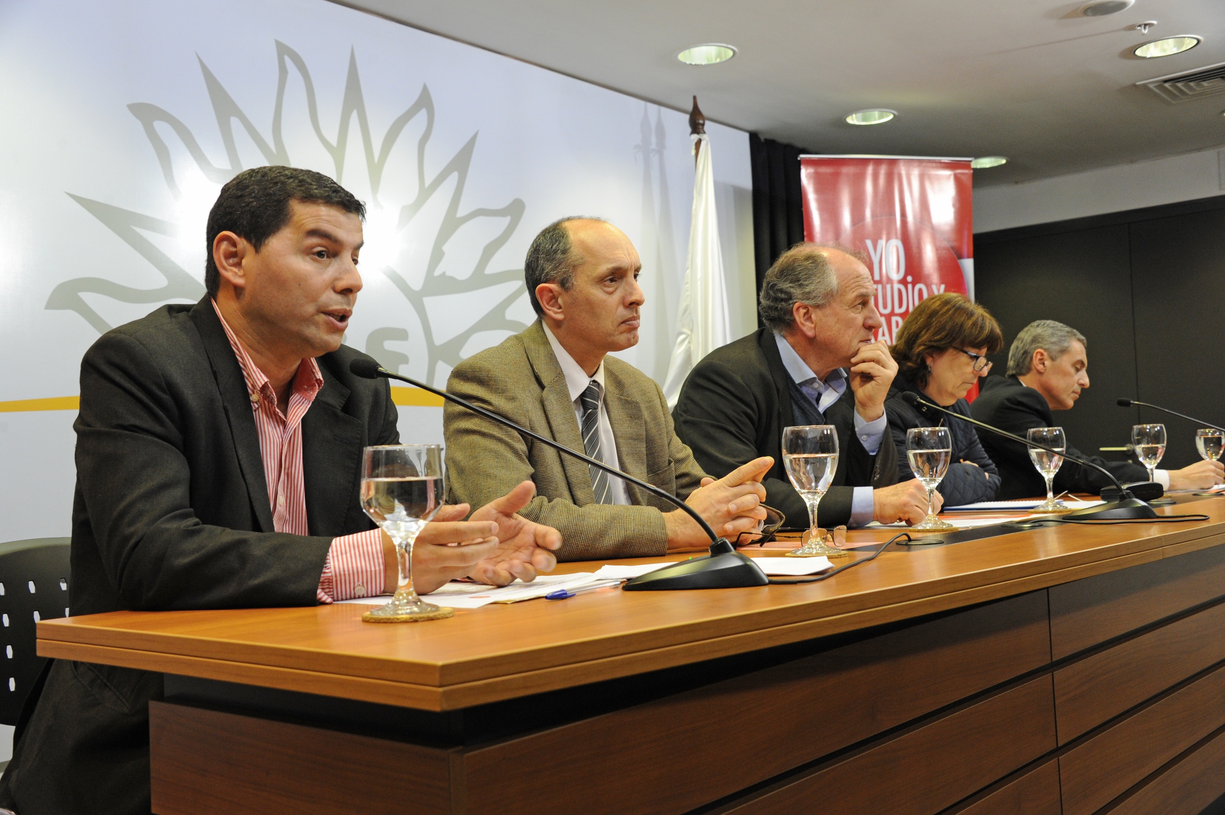 Director Nacional de Empleo, Eduardo Pereira, dirigiéndose a los presentes