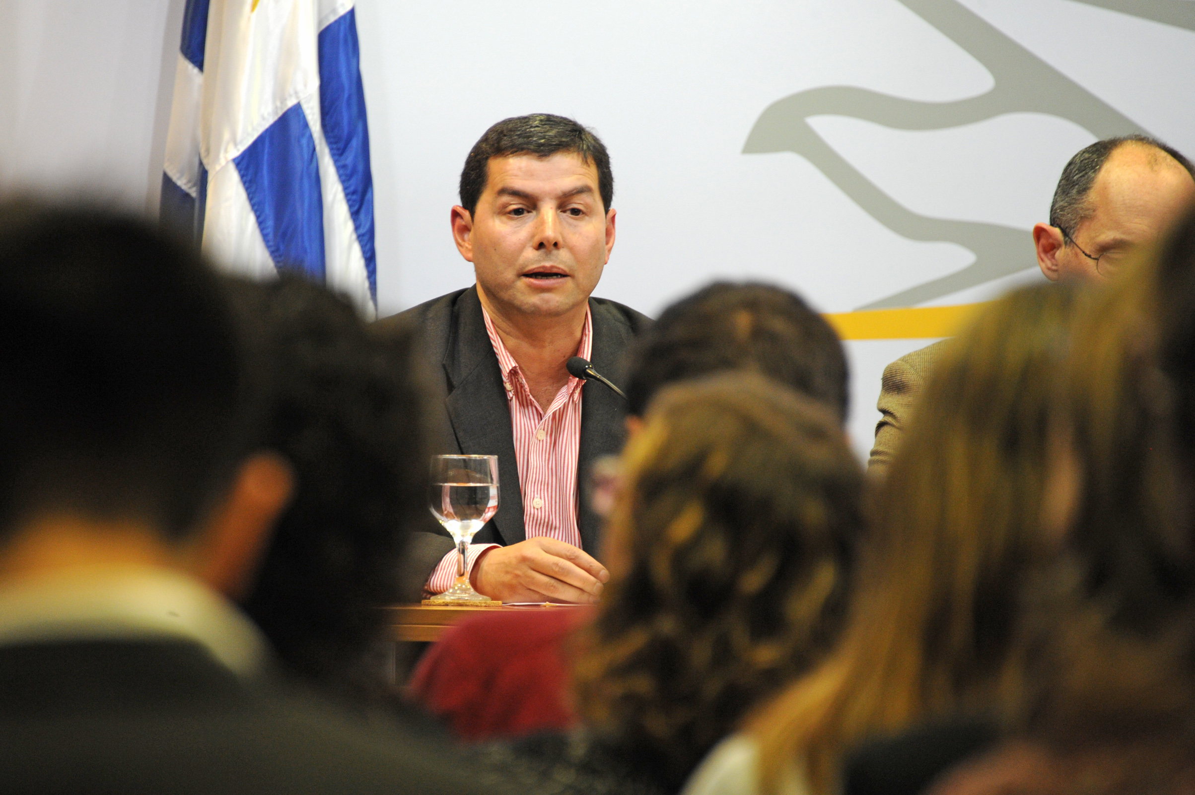 Director Nacional de Empleo, Eduardo Pereira, dirigiéndose a los presentes