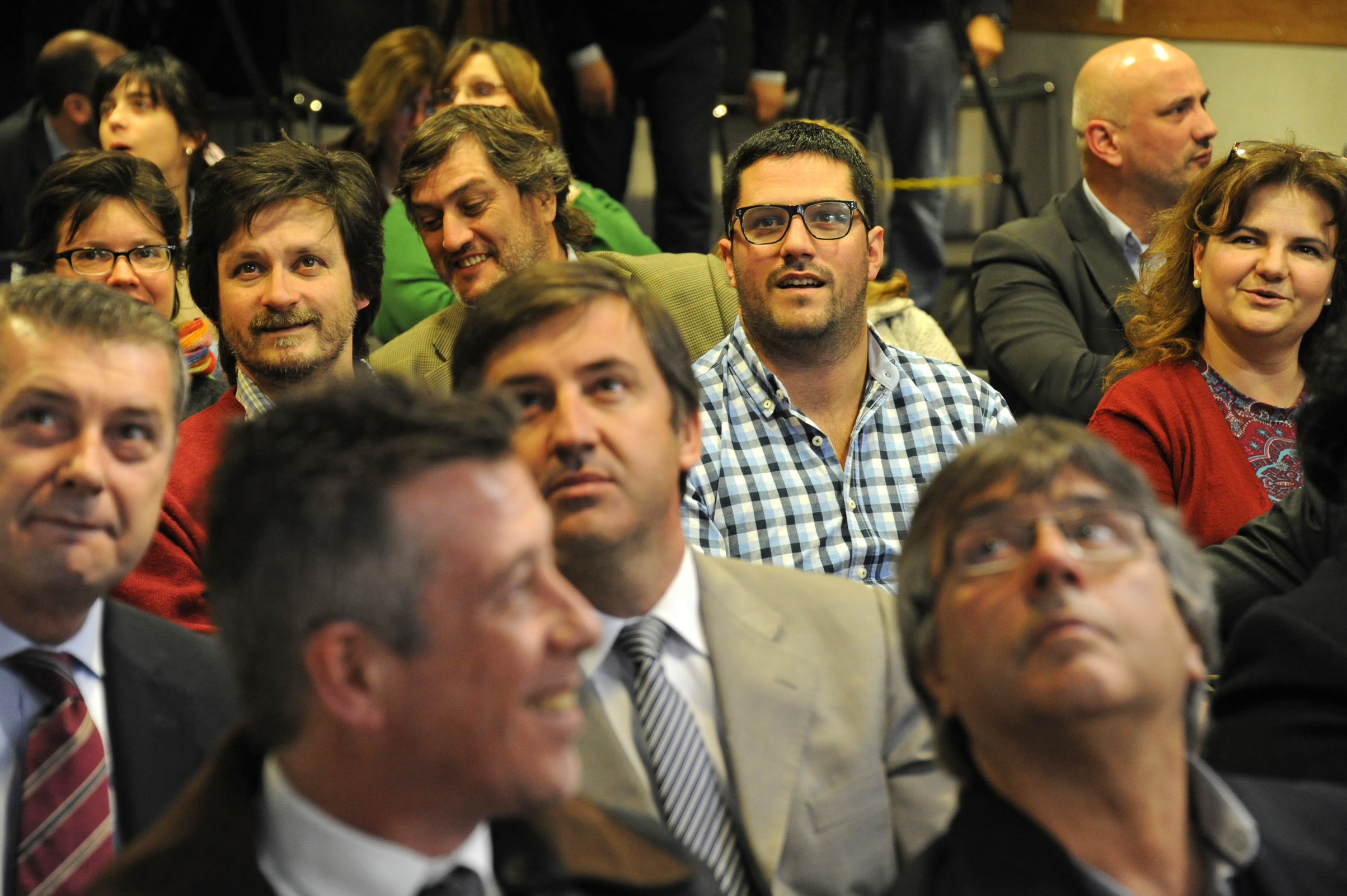 Autoridades y asistentes al evento