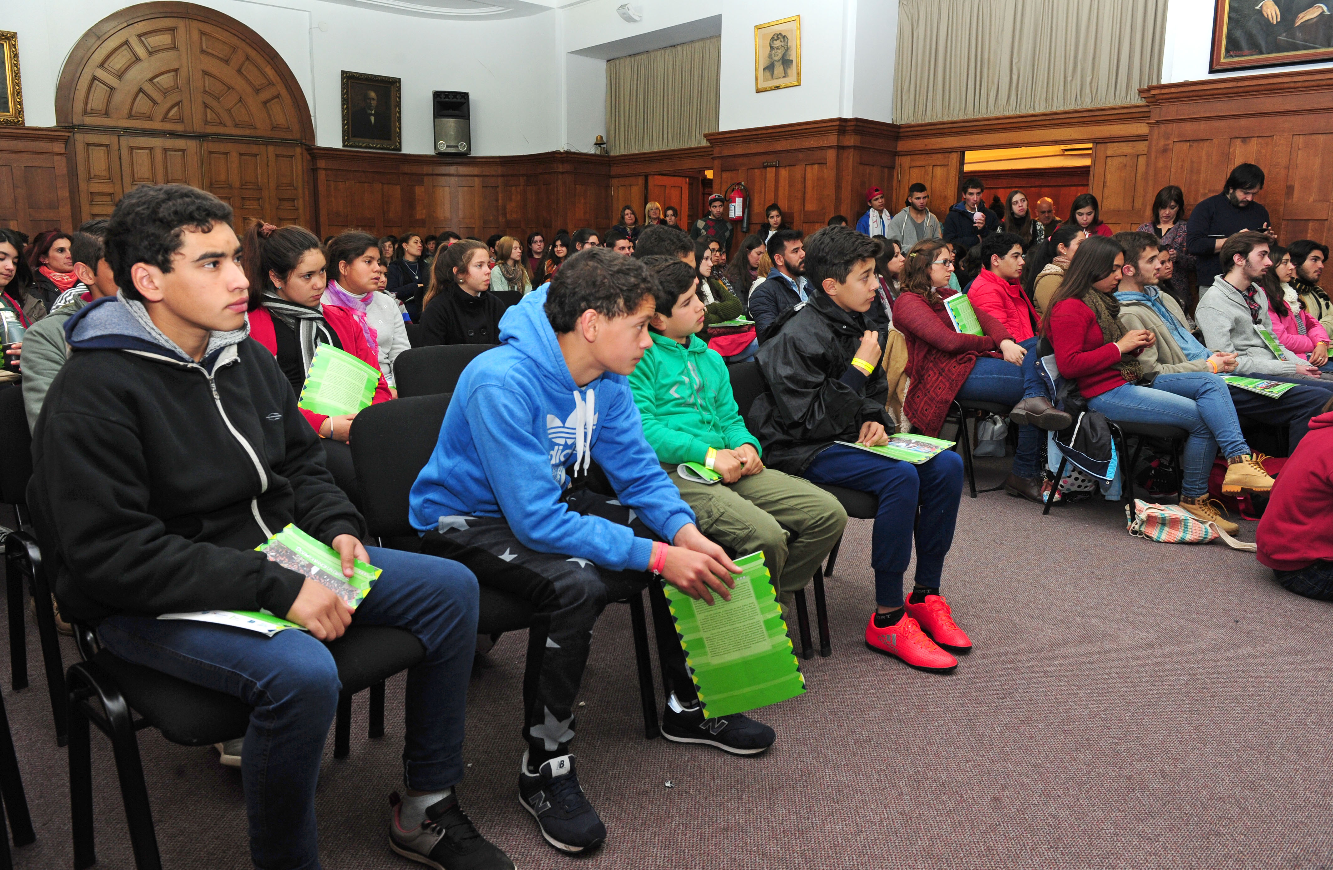 Jóvenes que participaron del encuentro