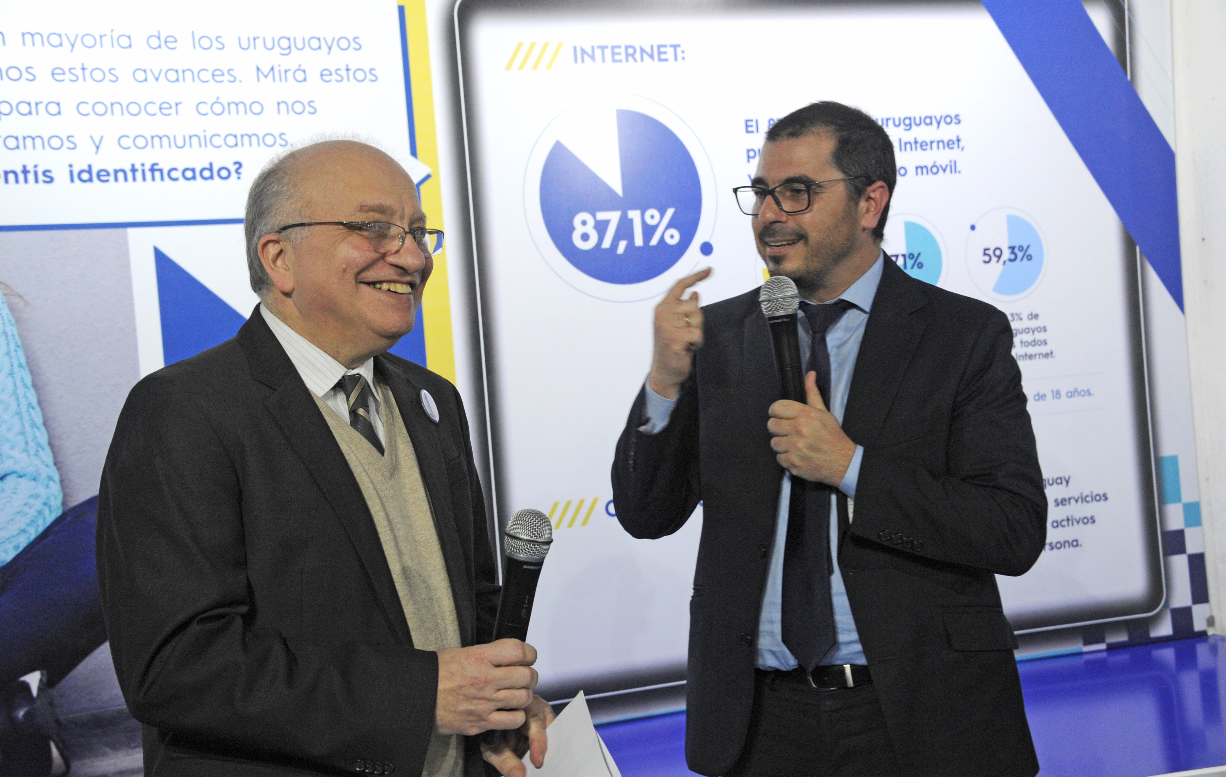 Prosecretario de Presidencia, Juan Andrés Roballo y el director ejecutivo de Agesic, José Clastornik
