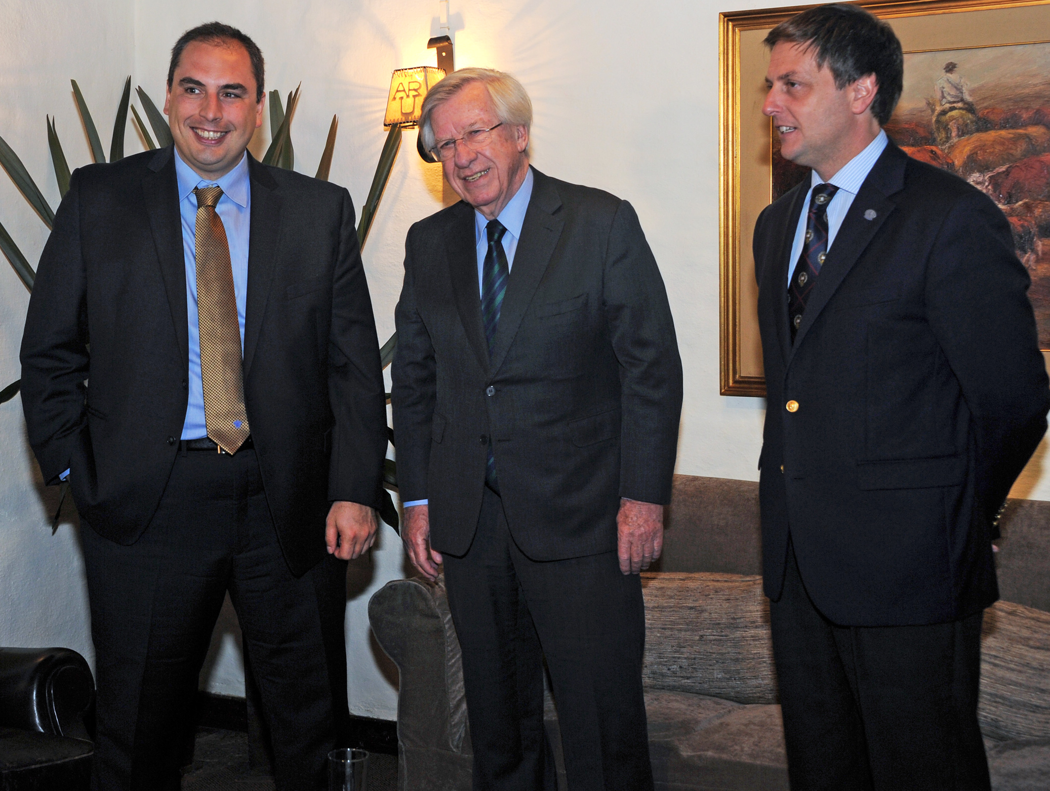 Subsecretario de Economía y Finanzas, Pablo Ferreri; Ministro de Economía y Finanzas, Danilo Astori y presidente de la ARU, Ricardo Reilly
