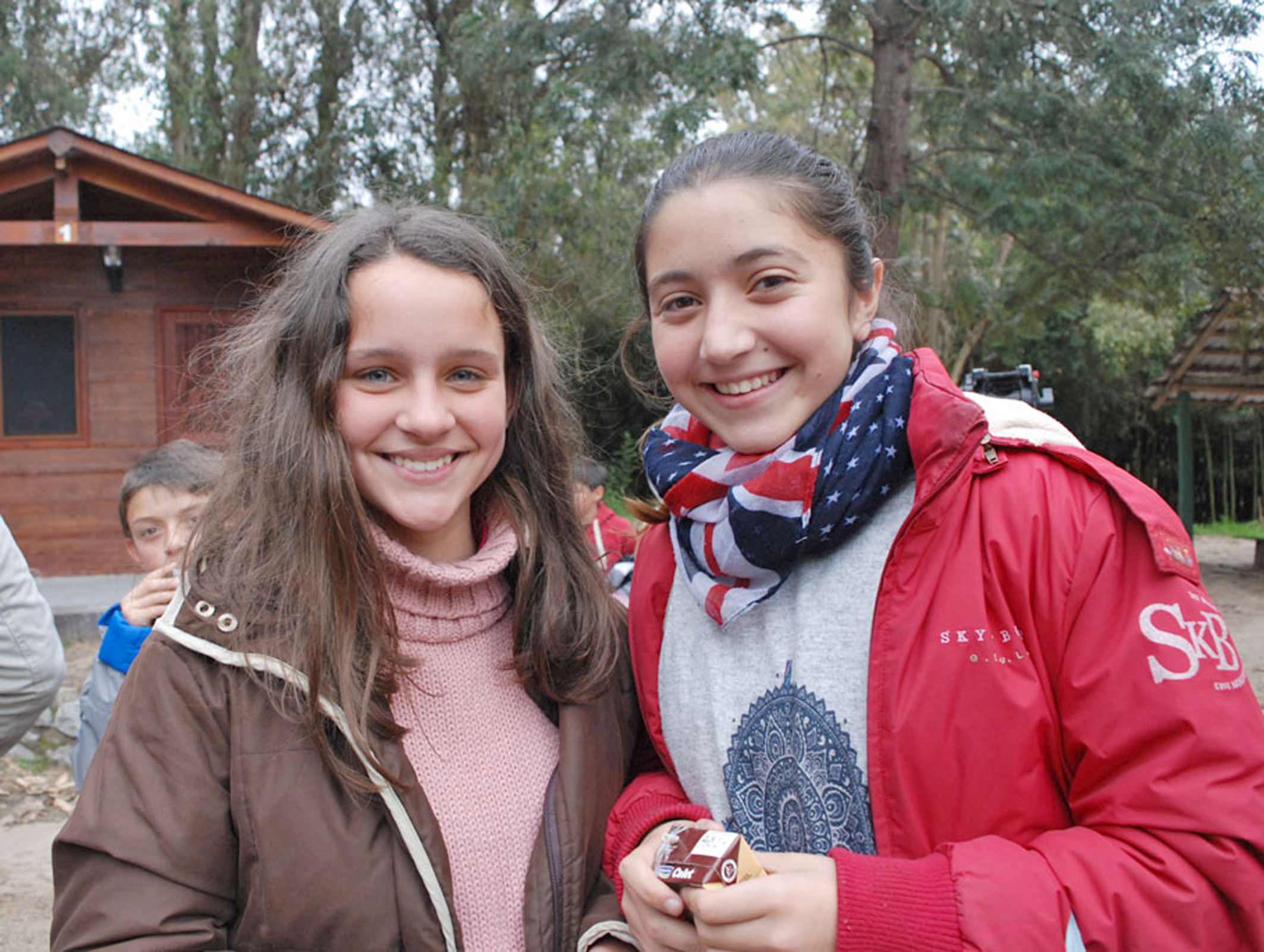 Grupo de escolares de Dolores participantes del campamento educativo