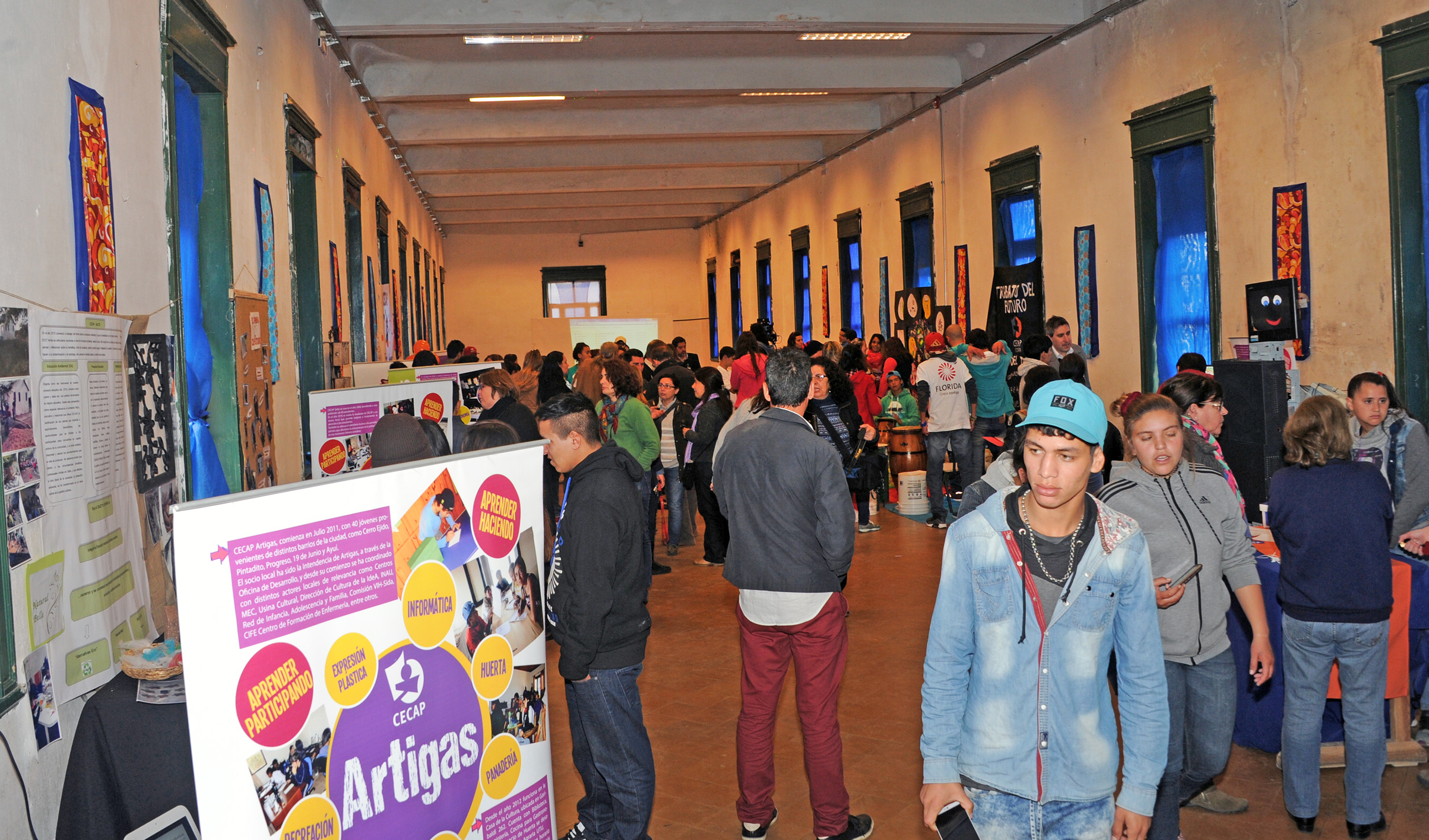 Muestra de trabajos y actividades del CECAP, Centros Educativos de Capacitación y Producción