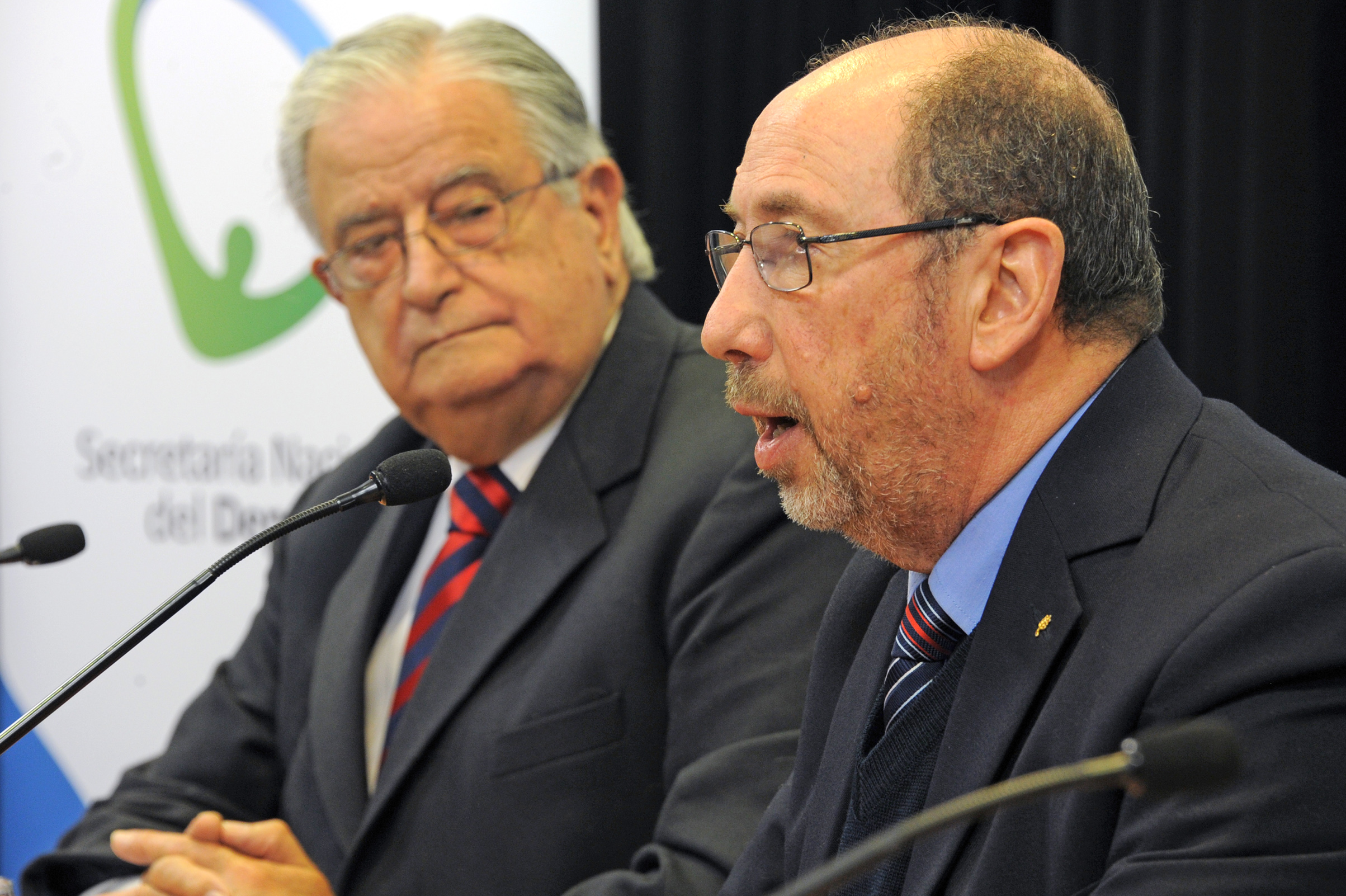 Subsecretario Nacional del Deporte, Alfredo Etchandy, haciendo uso de la palabra