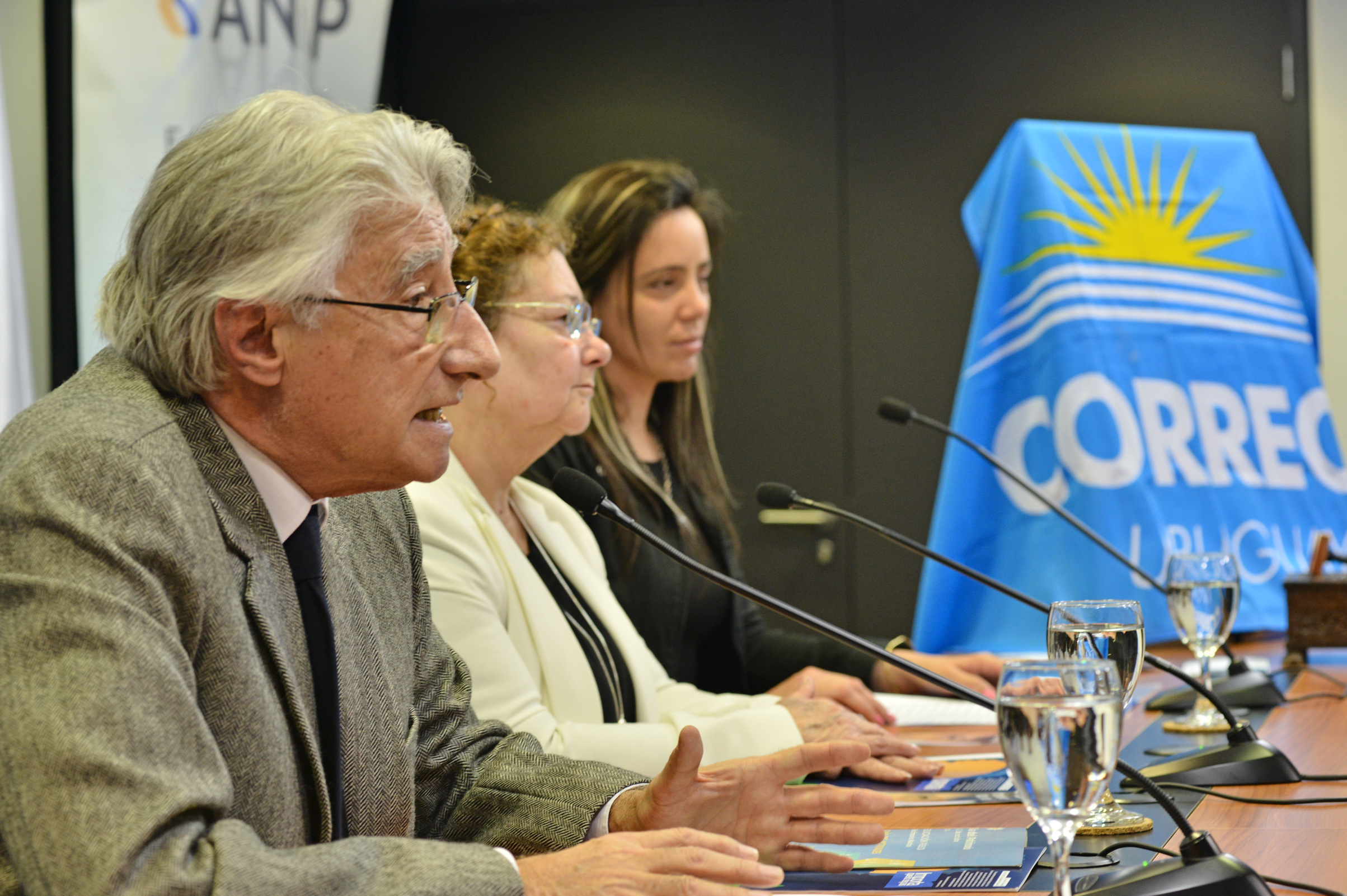 Presidente de la Comisión del Patrimonio Cultural de la Nación, Nelson Inda, dirigiéndose a los presentes