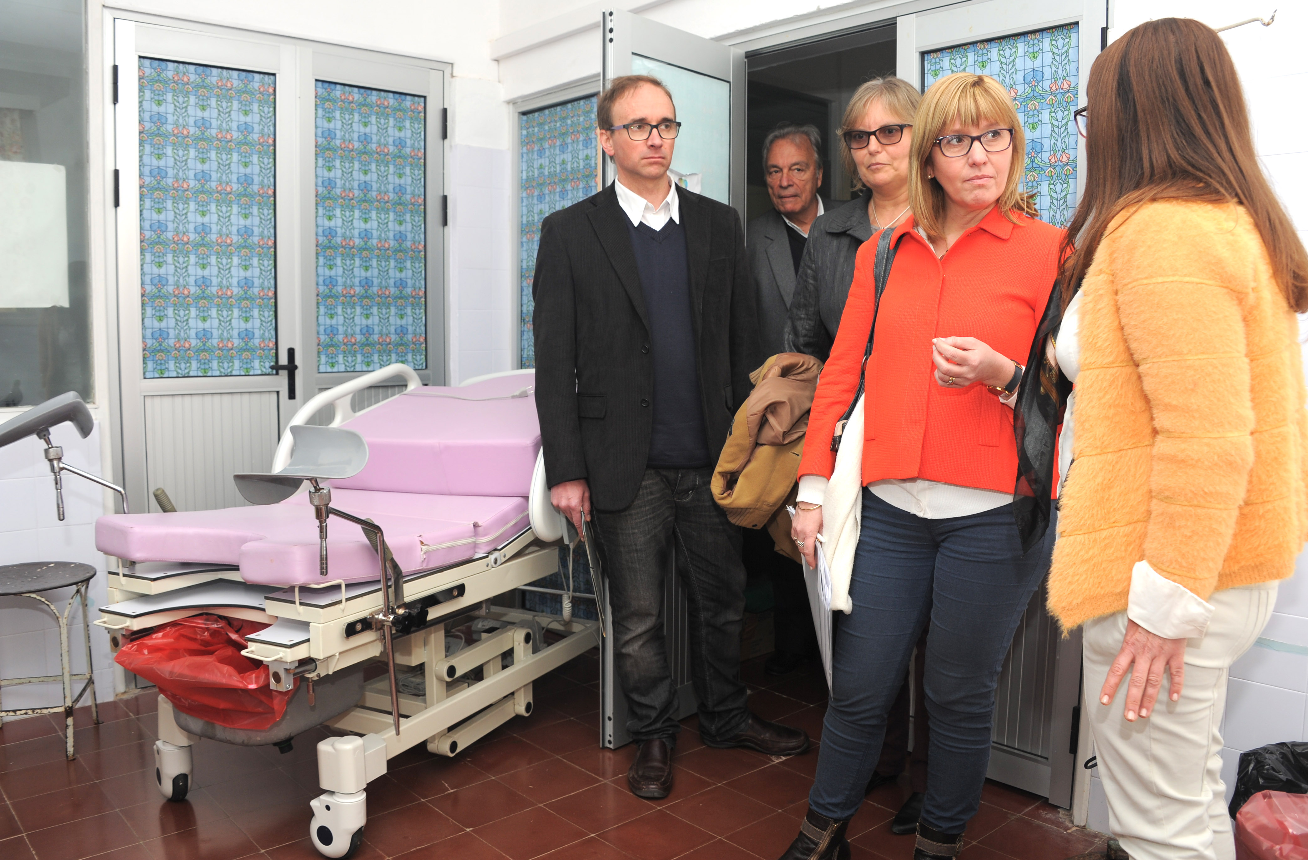 Recorrida por instalaciones del Hospital de Rocha