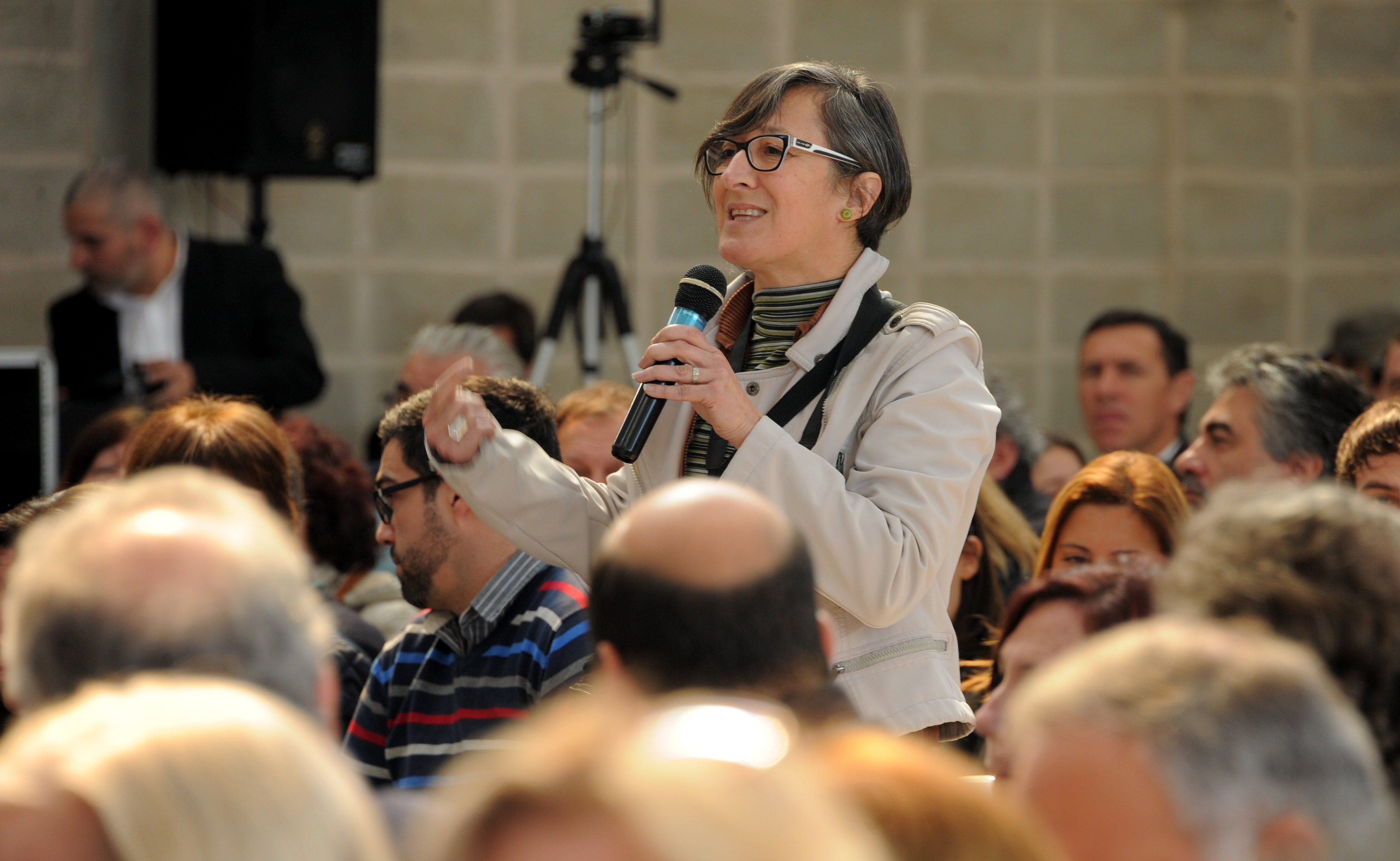Vecina se dirige al Presidente Vázquez