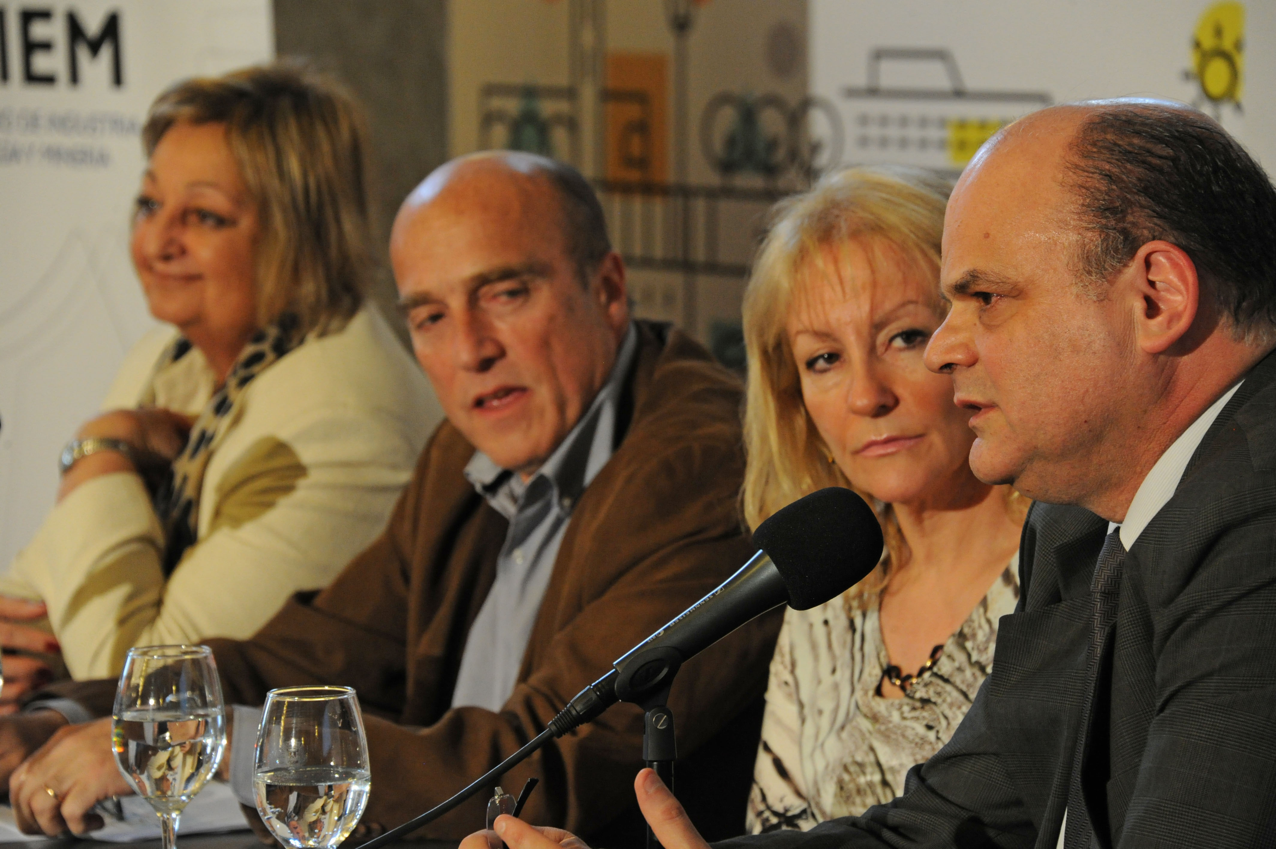 Presidente de Antel, Andrés Tolosa