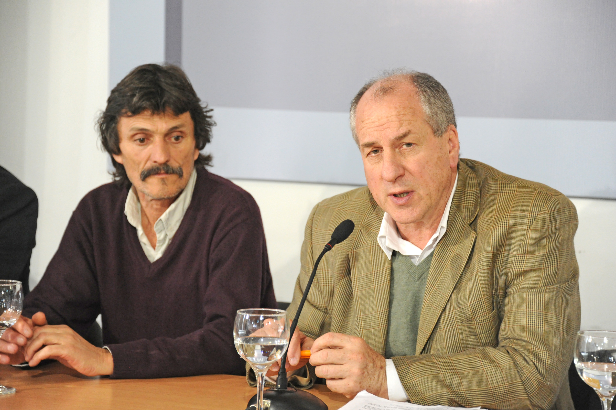Ministro de Trabajo y Seguridad Social, Ernesto Murro, haciendo uso de la palabra