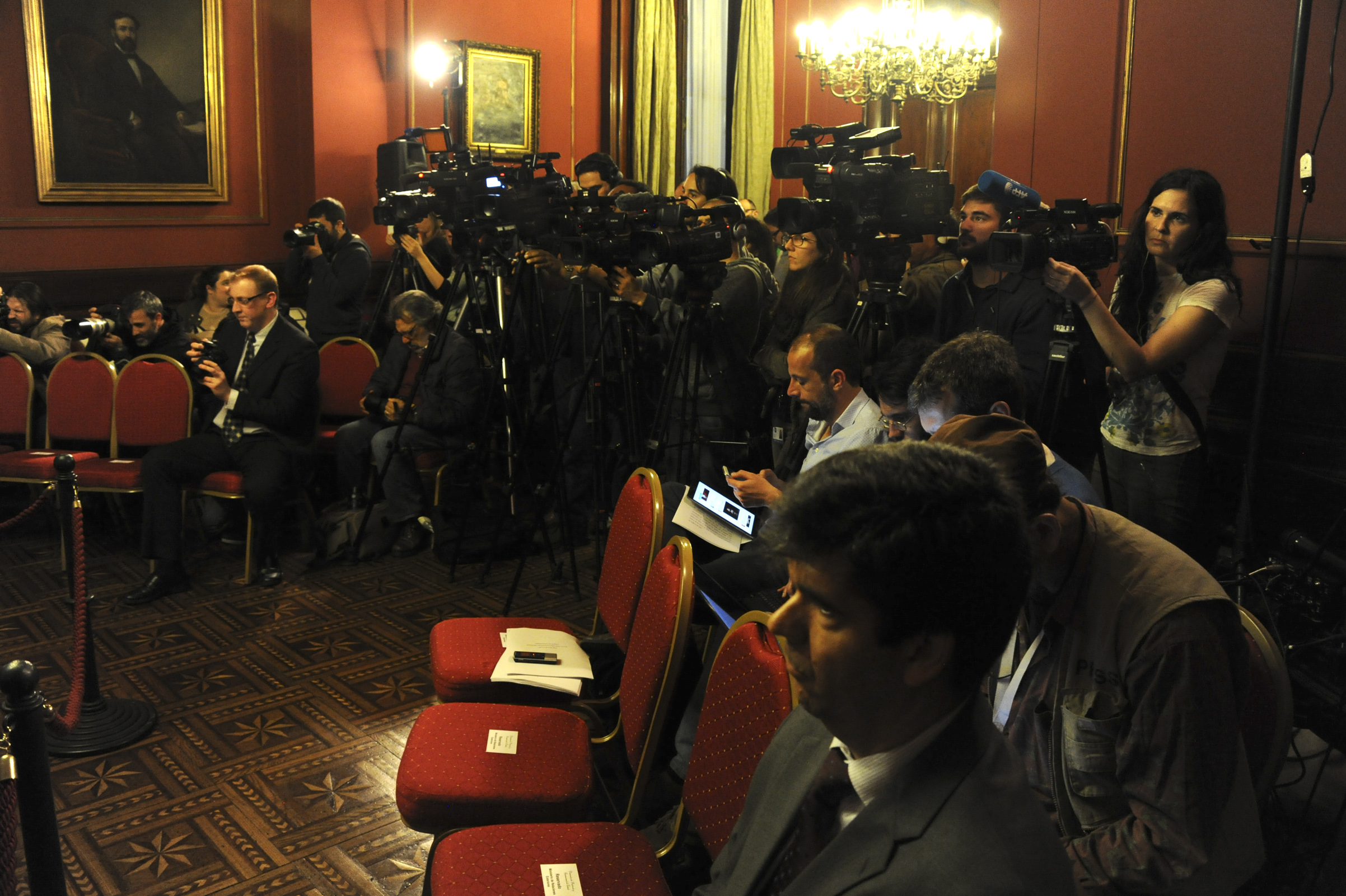 Asistentes a la conferencia de prensa