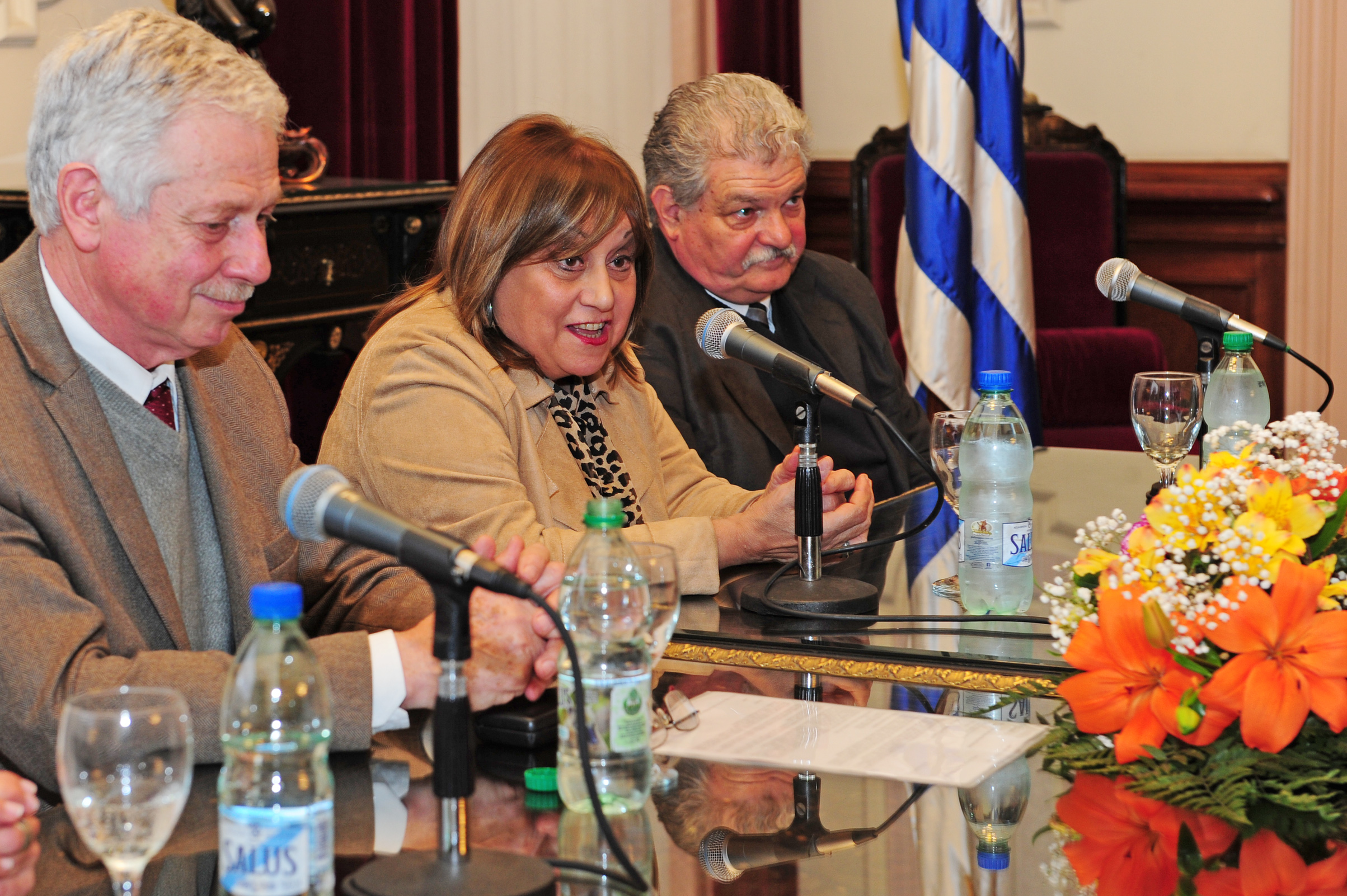 Directora General de ANEP, Irupé Buzzetti, haciendo uso de la palabra