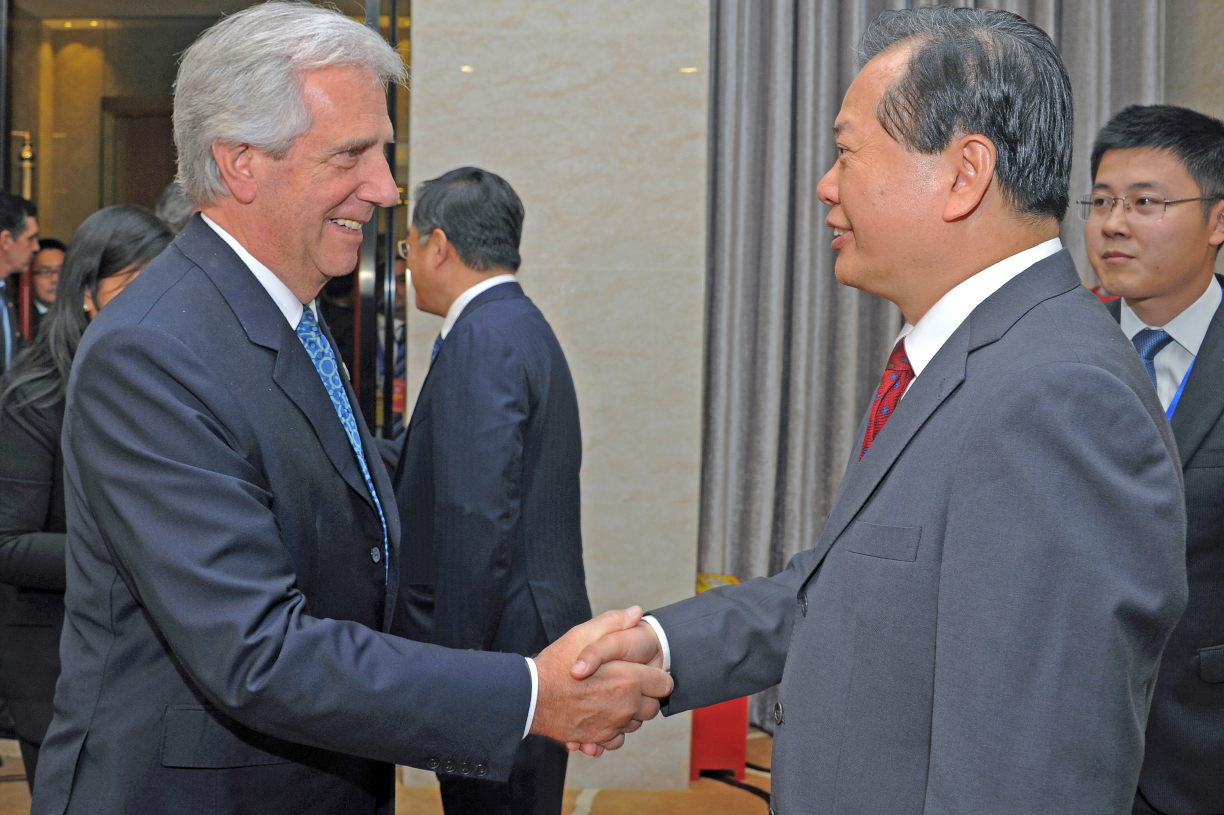 El Presidente Tabaré Vázquez llega a la reunión