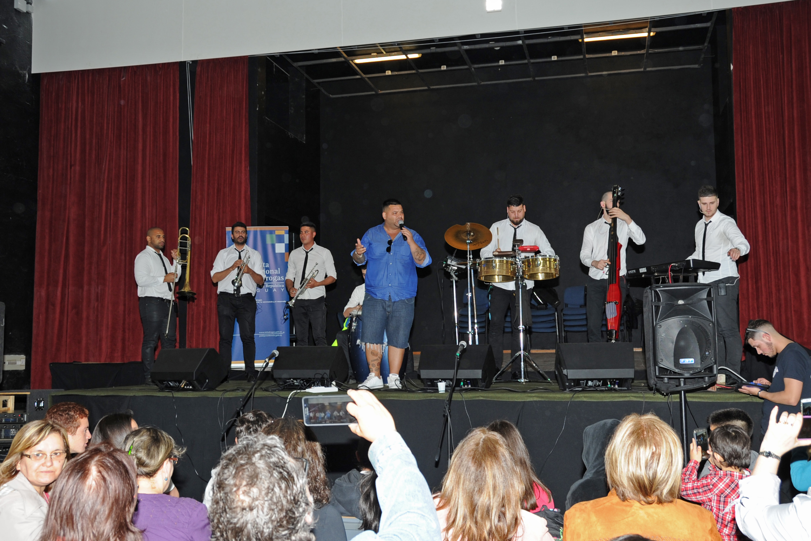 Presentación musical del artista "El Gucci"