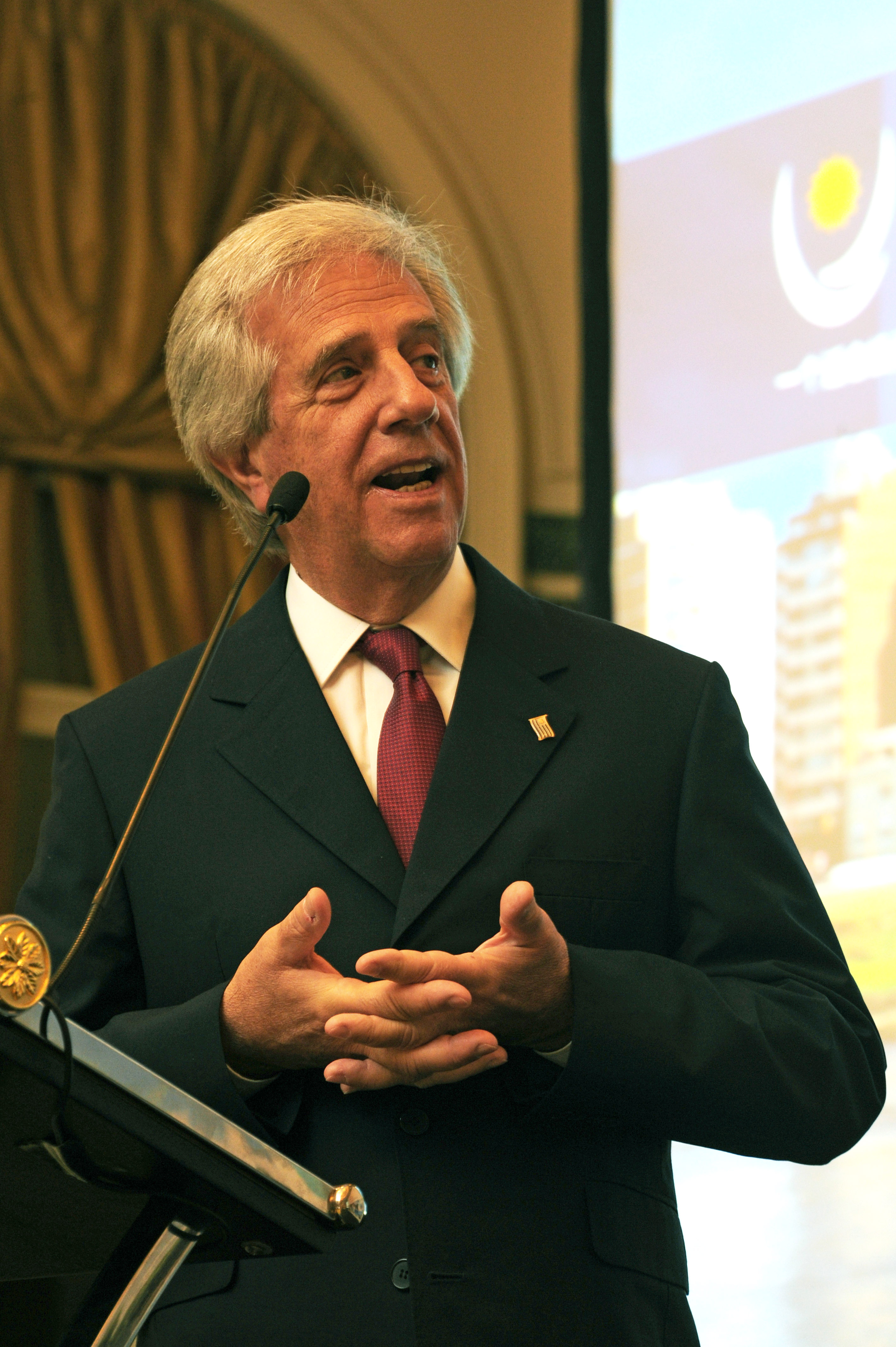 Presidente Vázquez presentó disertación de ministro Astori ante Consejo de China para la Promoción del Comercio Internacional