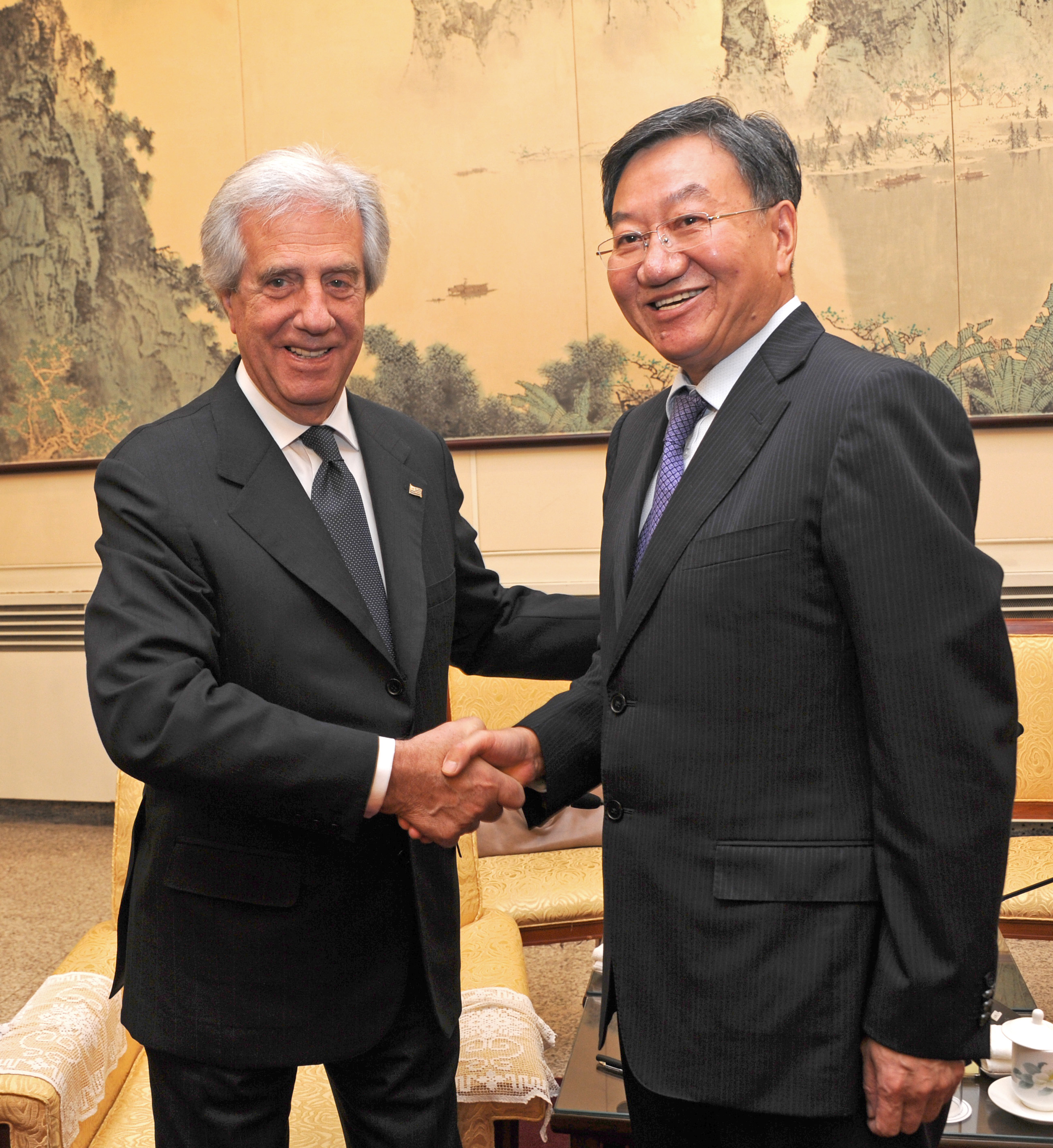 Audiencia del Presidente Vázquez con el presidente de CCPIT, Jiang Zengwei