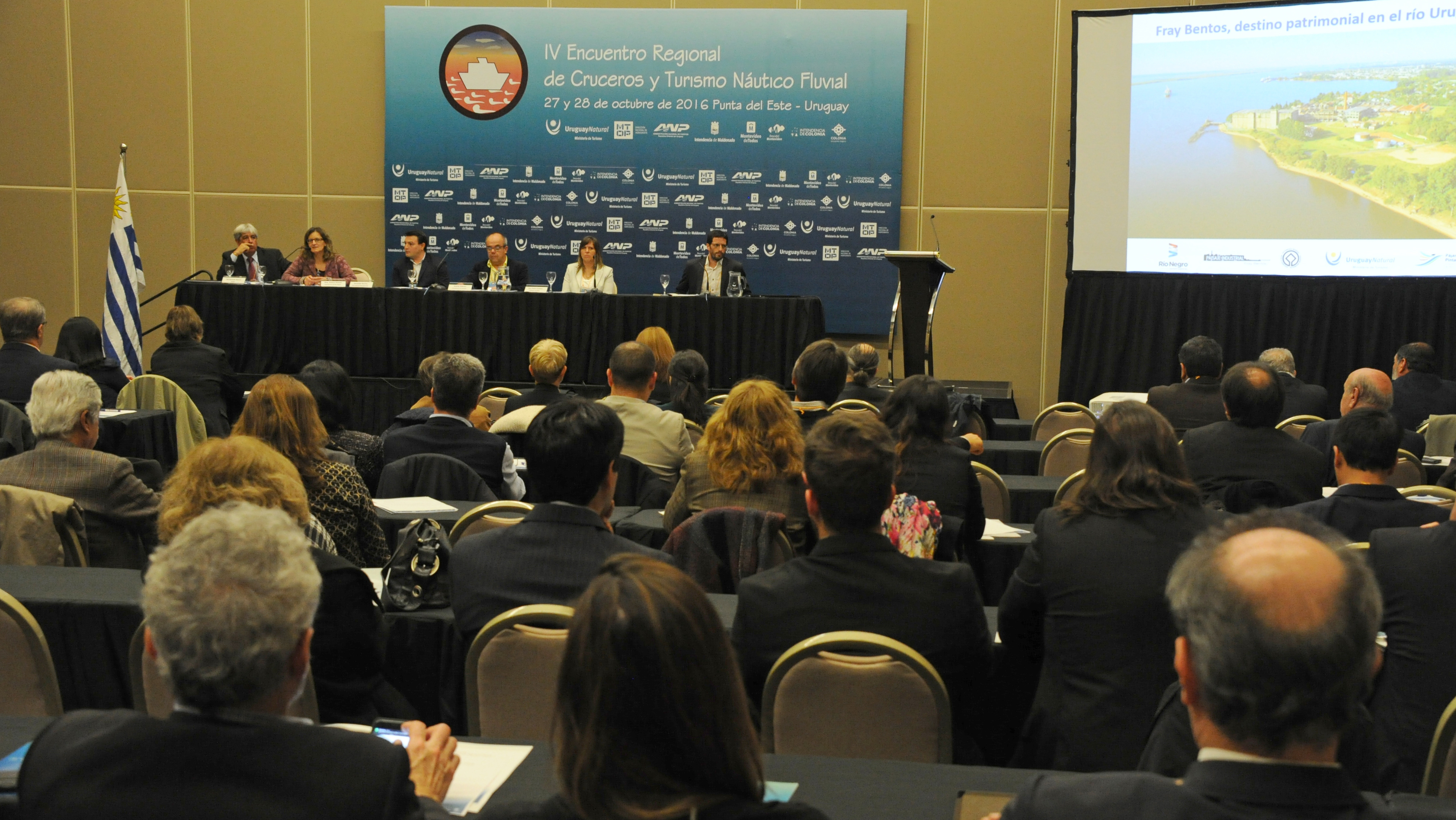 Cuarto Encuentro Regional de Cruceros y Turismo Náutico Fluvial