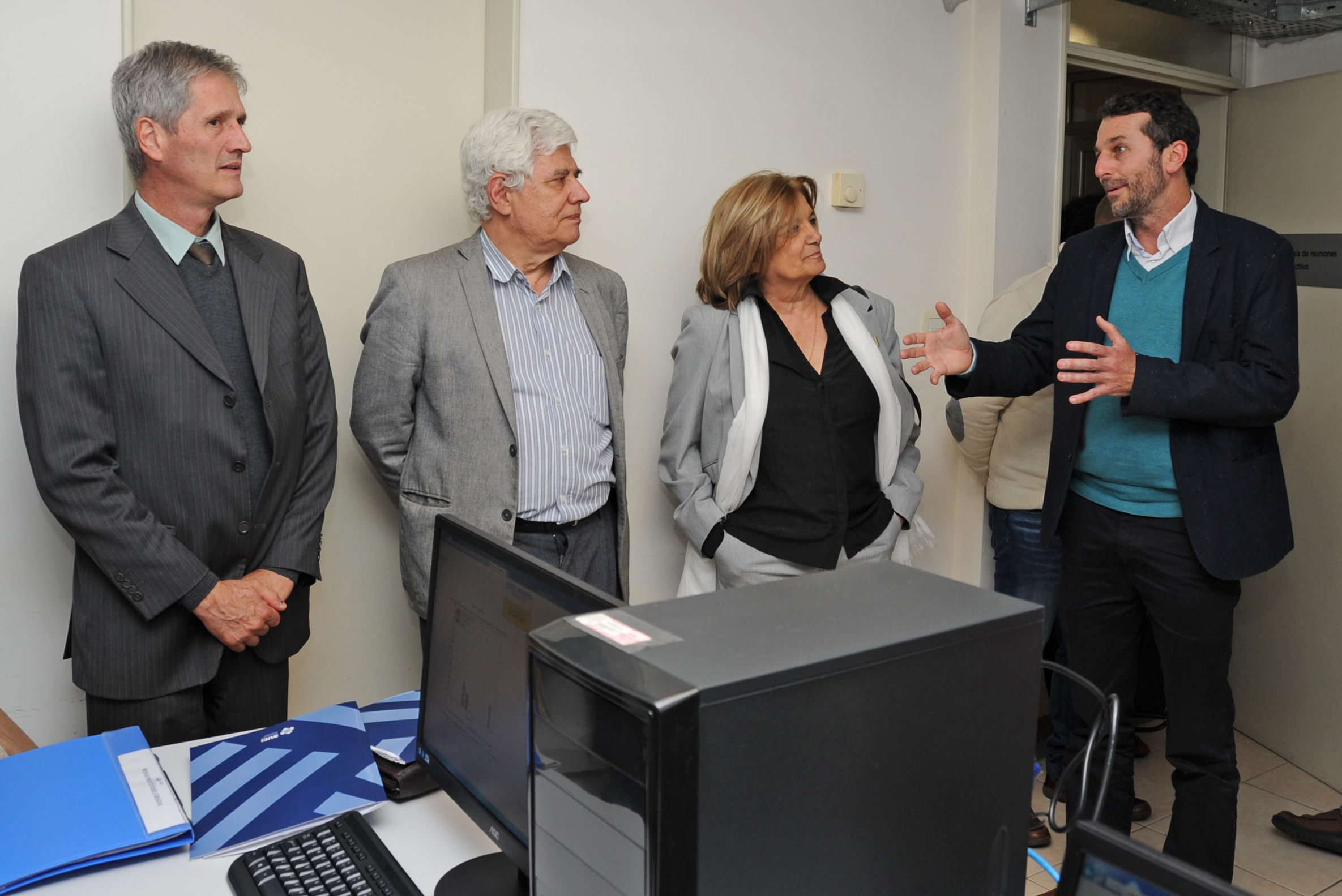 Dinagua recibe donación de 15 estaciones telemétricas automáticas