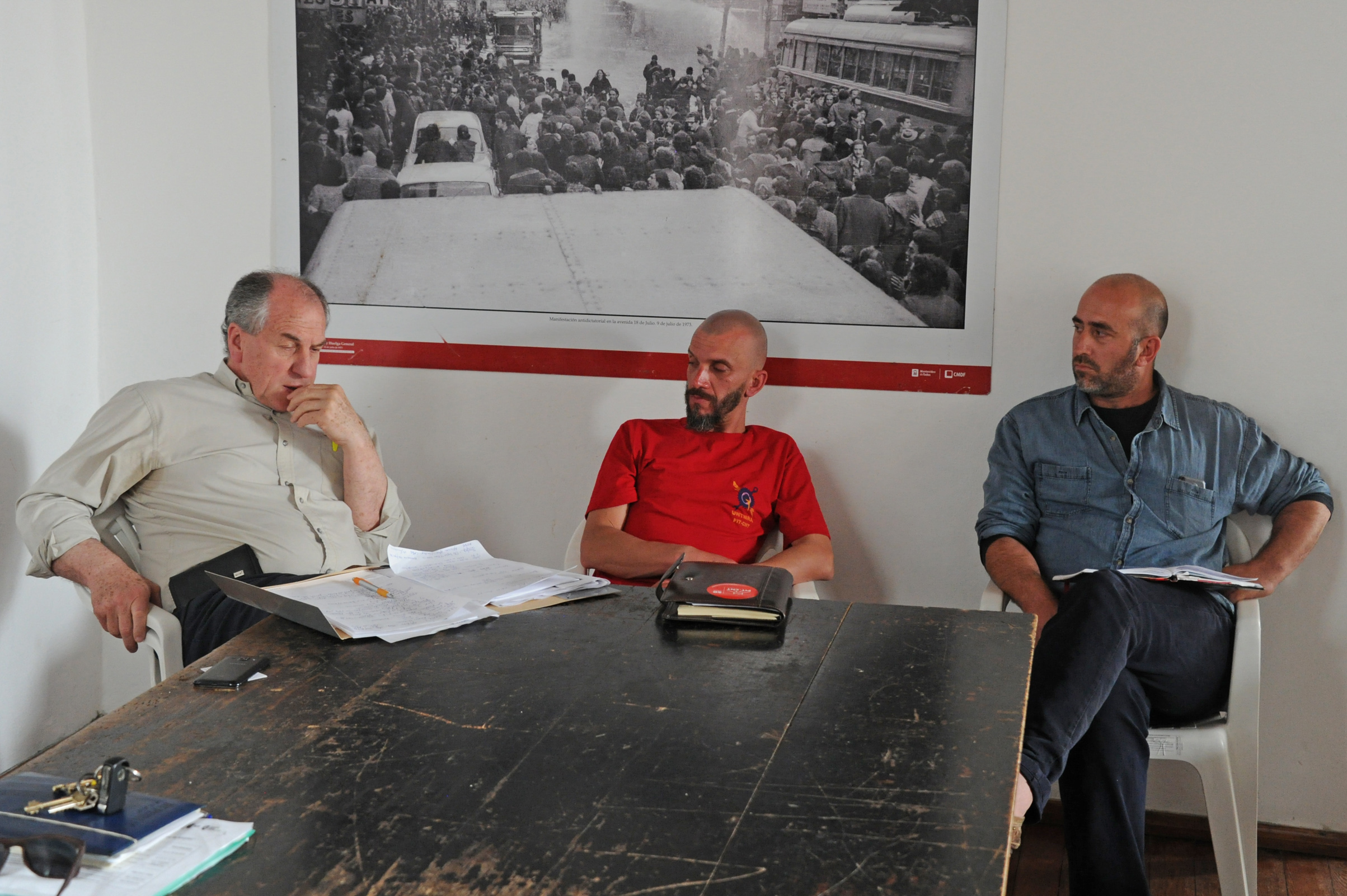 Ministro de Trabajo y Seguridad Social, Ernesto Murro, se reunió con representantes del PIT-CNT, con comerciantes y con empresarios del sector lechero