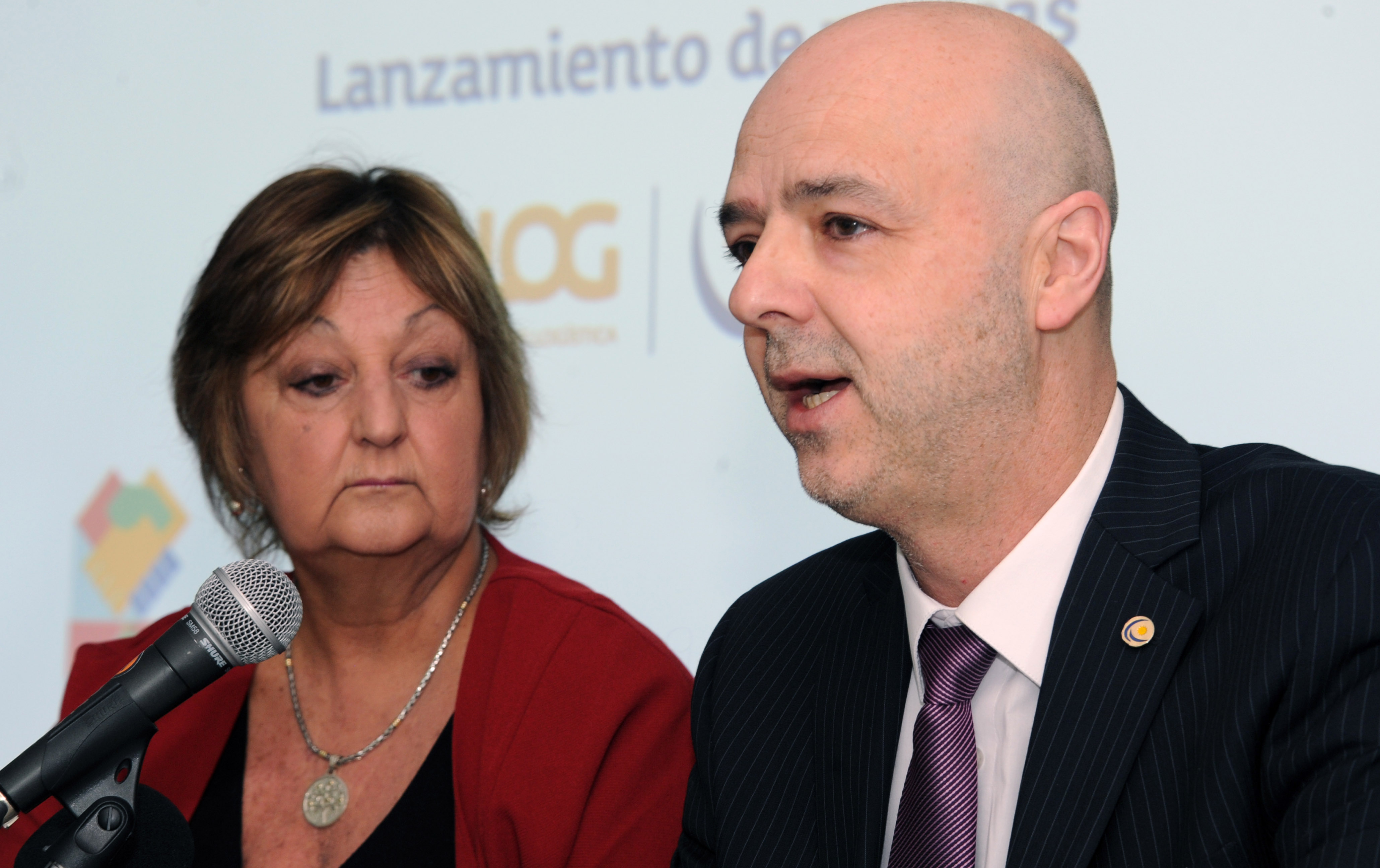 El director ejecutivo de Uruguay XXI, Antonio Carámbula se dirige a los presentes