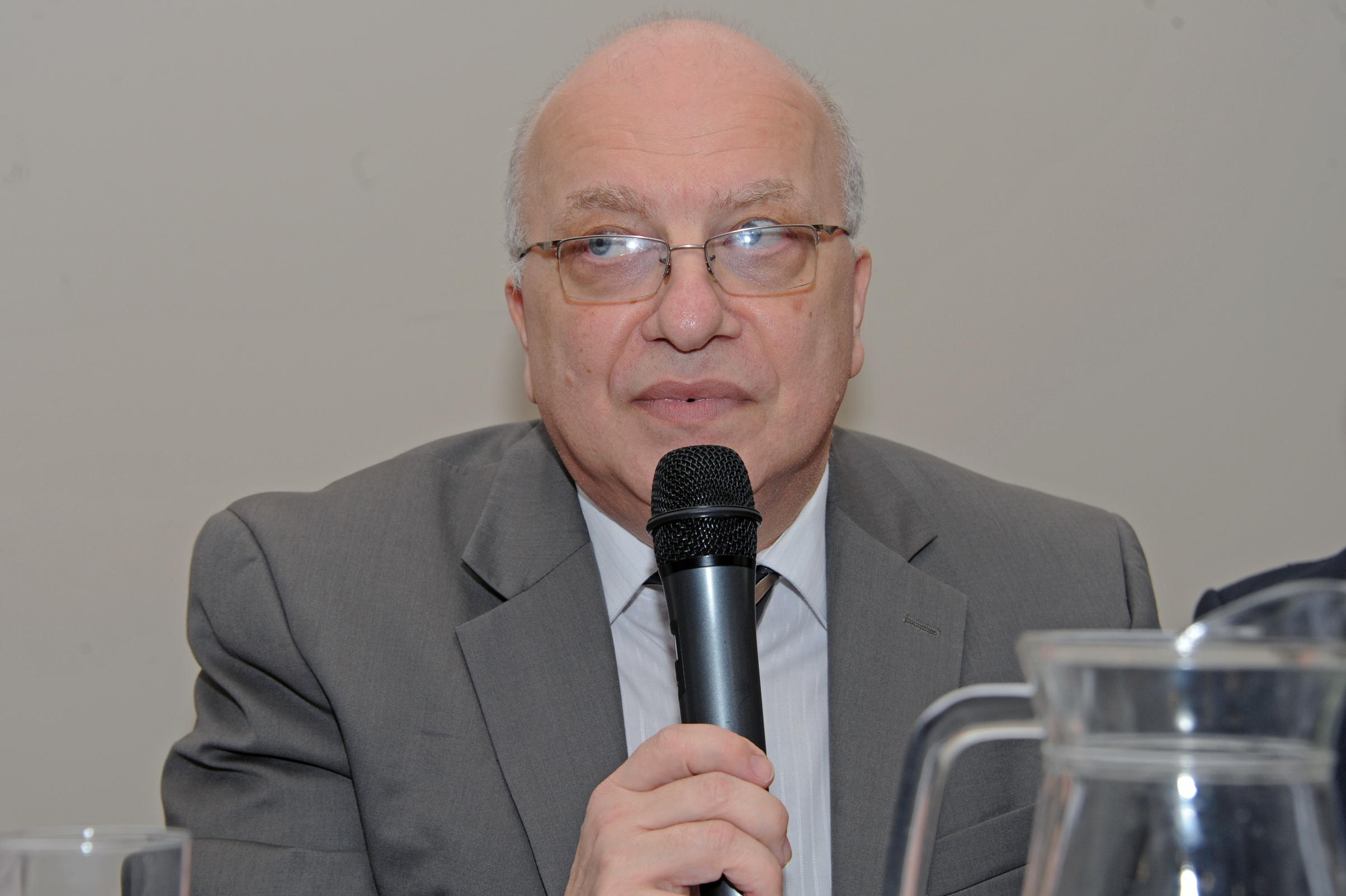Director de Agesic, José Clastornik, dirigiéndose a los presentes