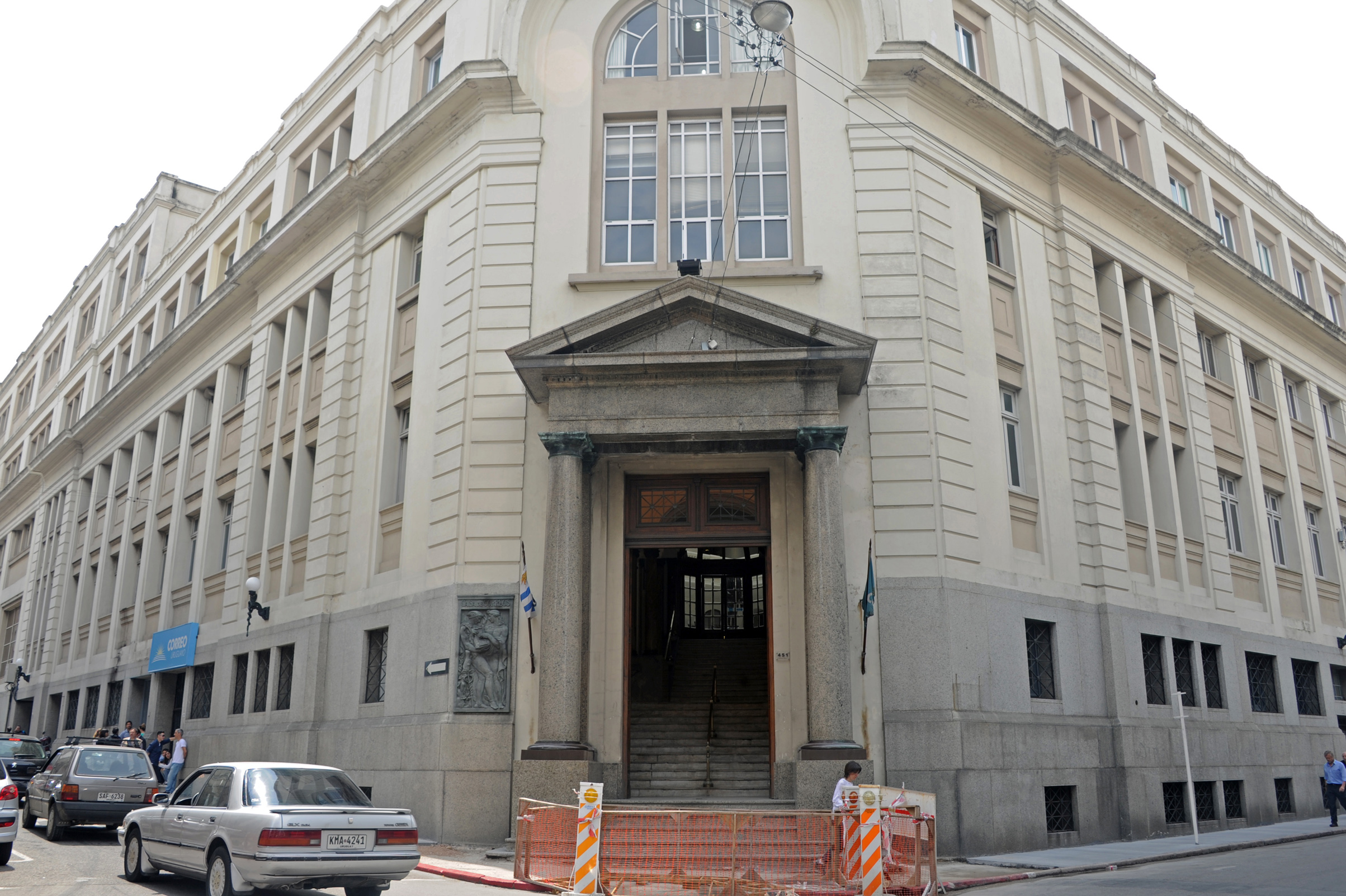 Edificio principal del Correo Uruguayo