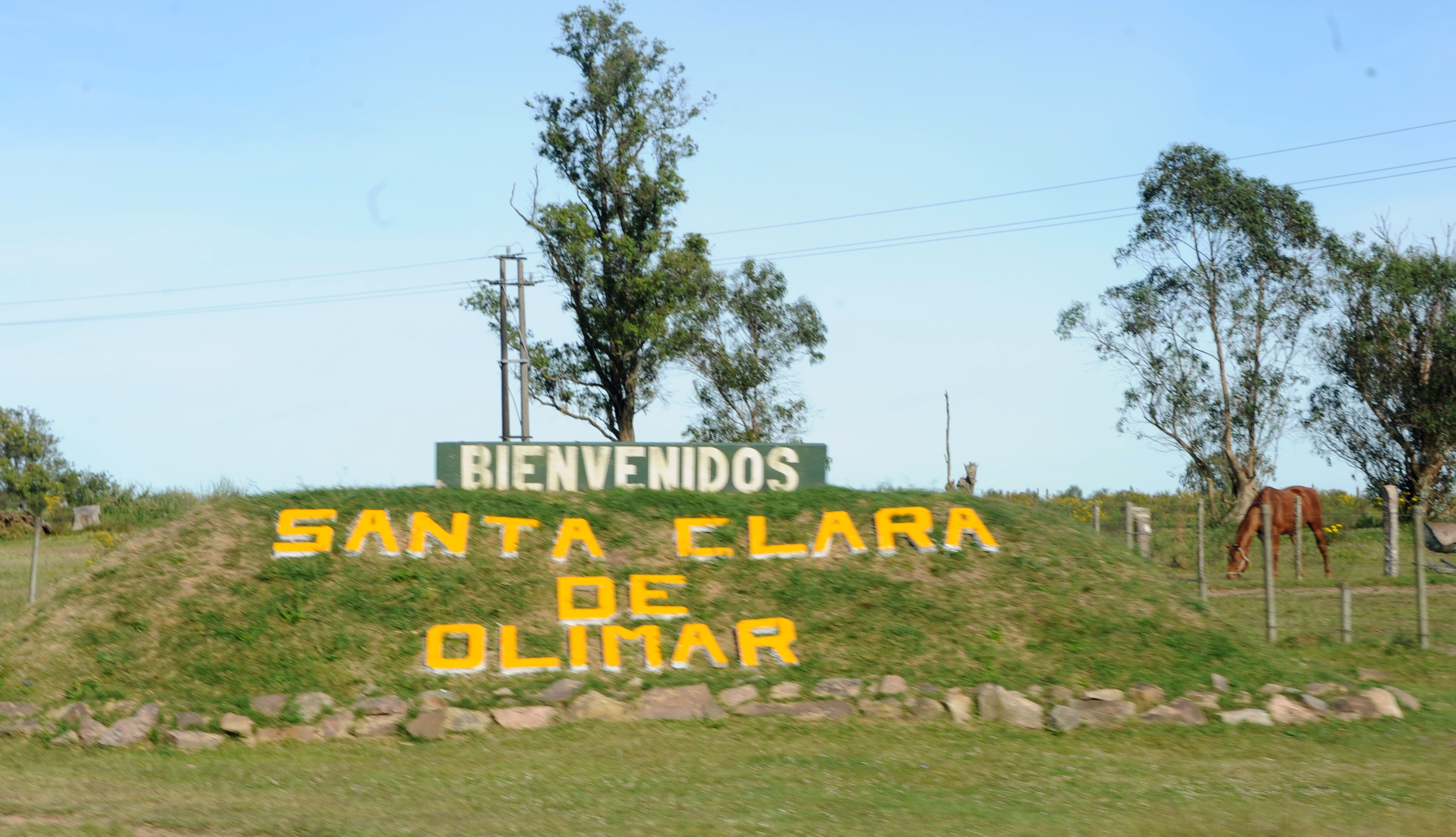 chicas en santa clara de olimar mapa