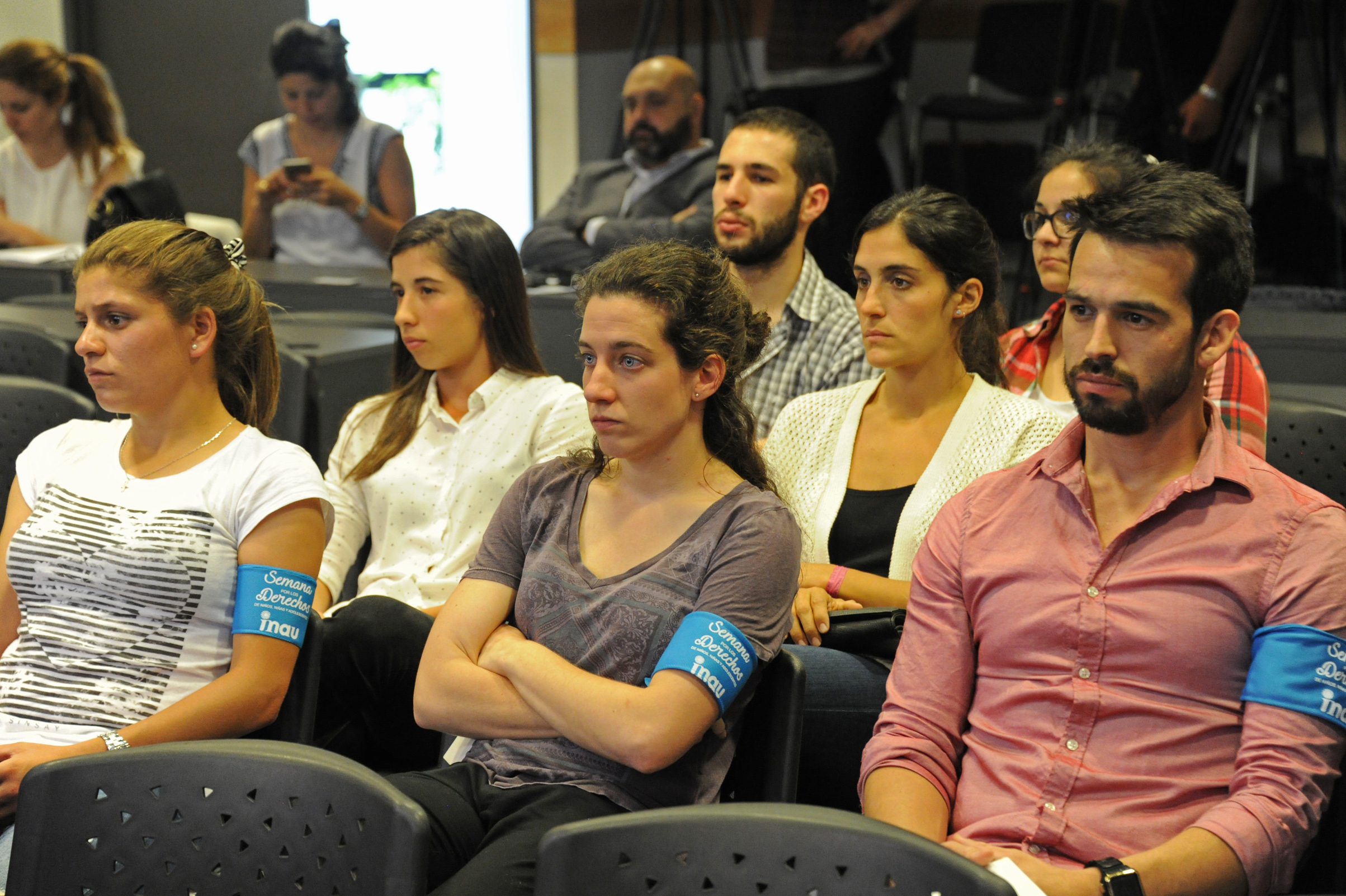 Asistentes al lanzamiento