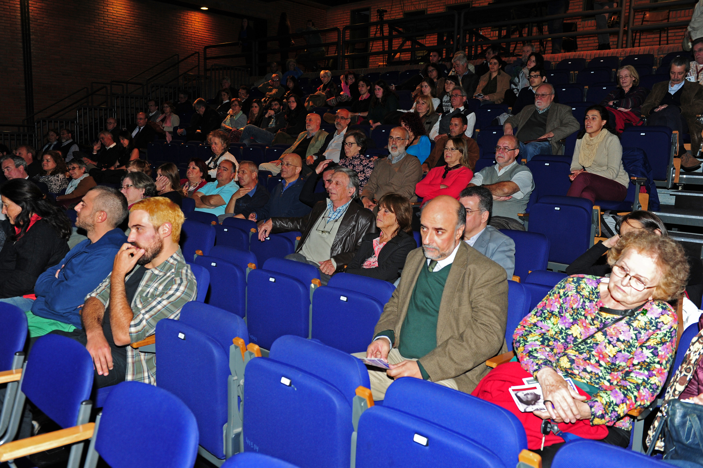 Asistentes al homenaje