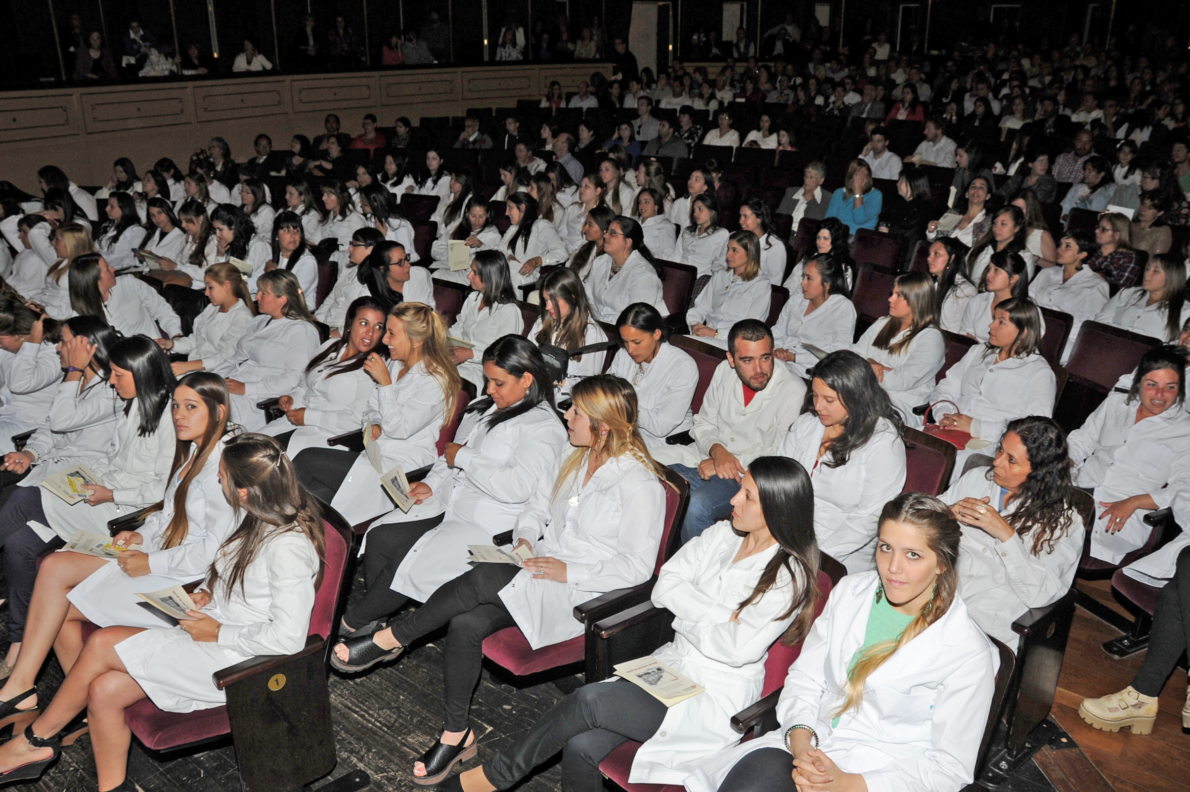 Docentes durante la ceremonia de graduación