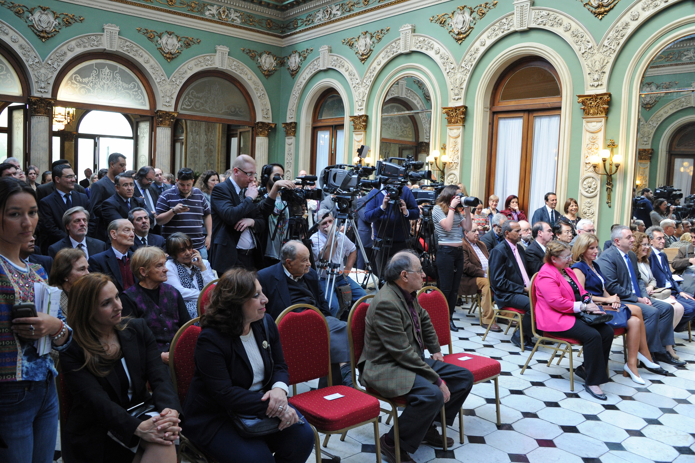 Asistentes al homenaje