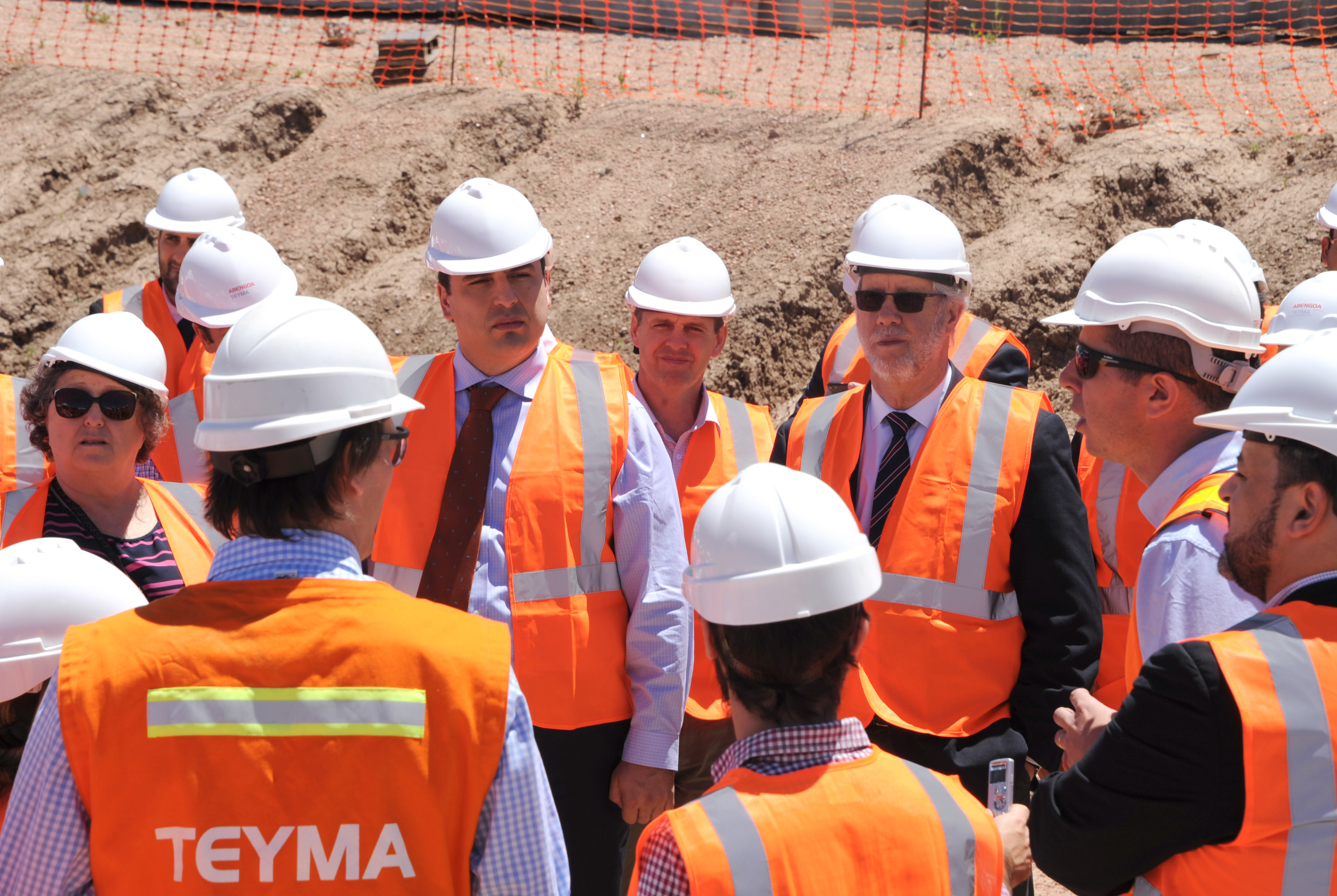 Ministro Bonomi y autoridades recorrieron obras de la Unidad Penitenciaria de Punta de Rieles