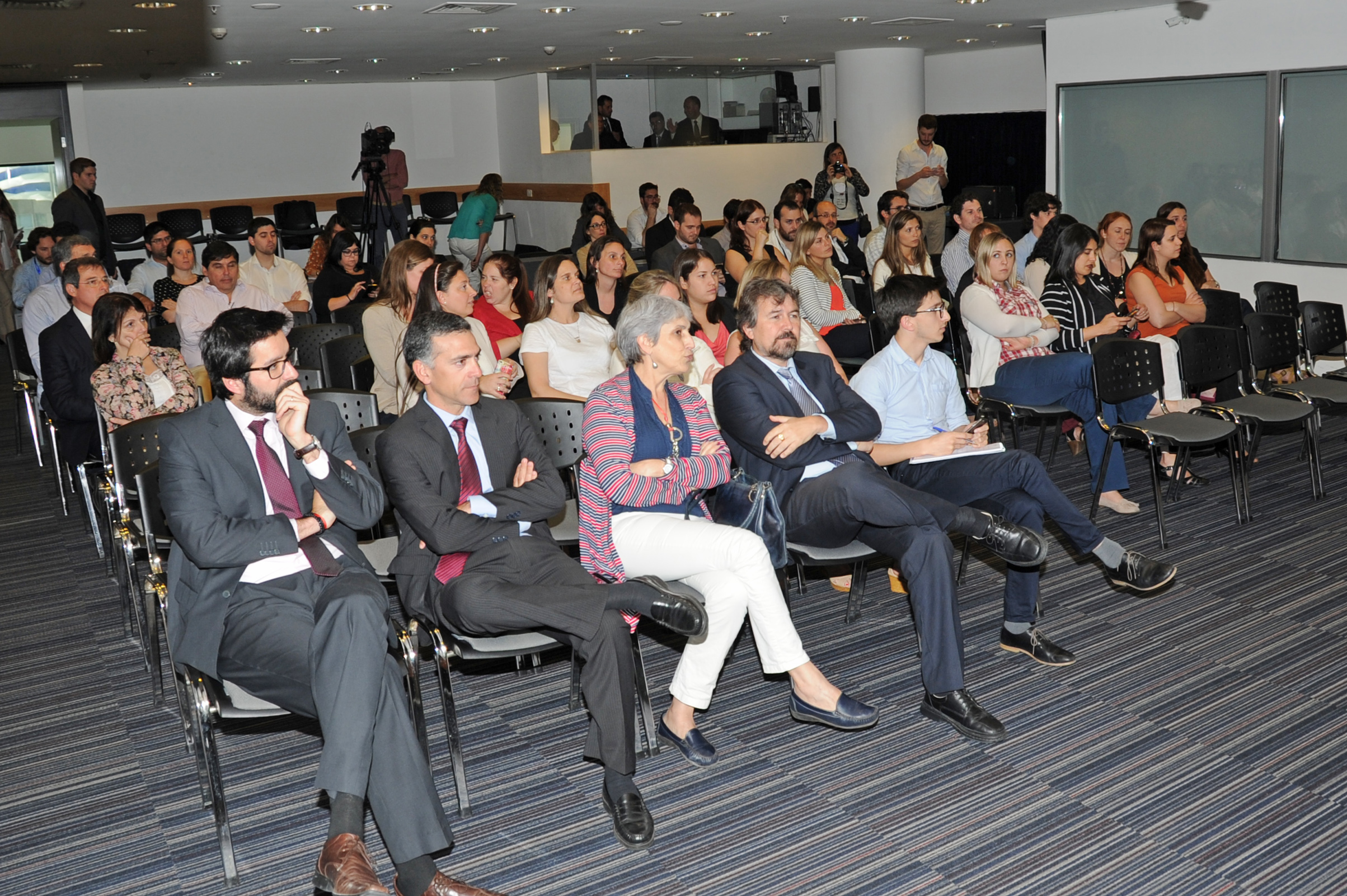 Asistentes a la conferencia