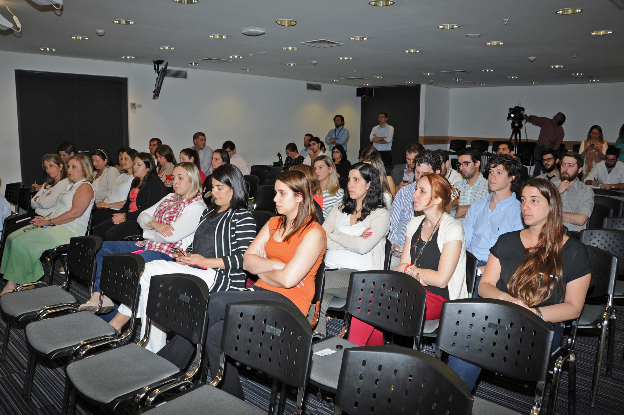 Asistentes a la conferencia