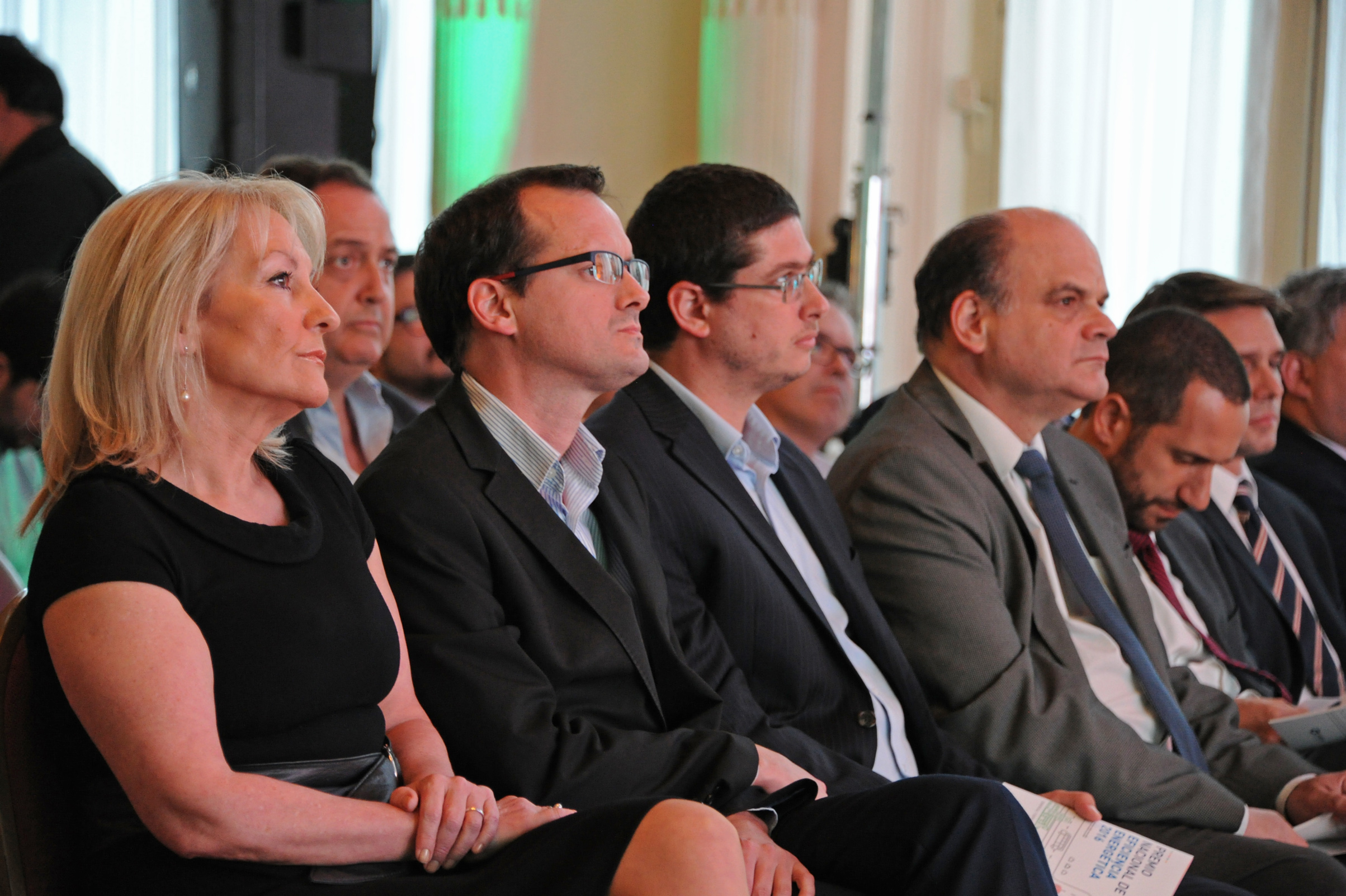 Ministra de Industria, Energía y Minería, Carolina Cosse y autoridades presentes
