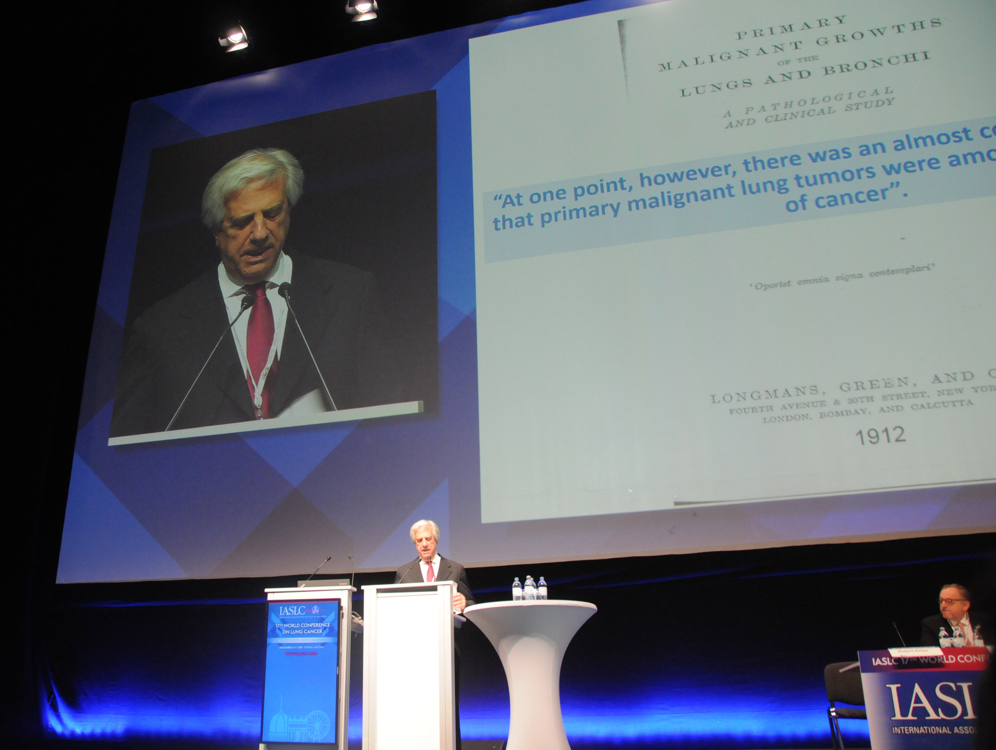 Presidente Vázquez expone en la Conferencia Mundial de Cáncer de Pulmón en Viena
